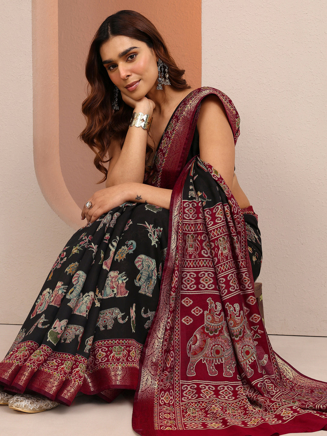 Black Printed Silk Blend Saree With Unstitched Blouse Piece