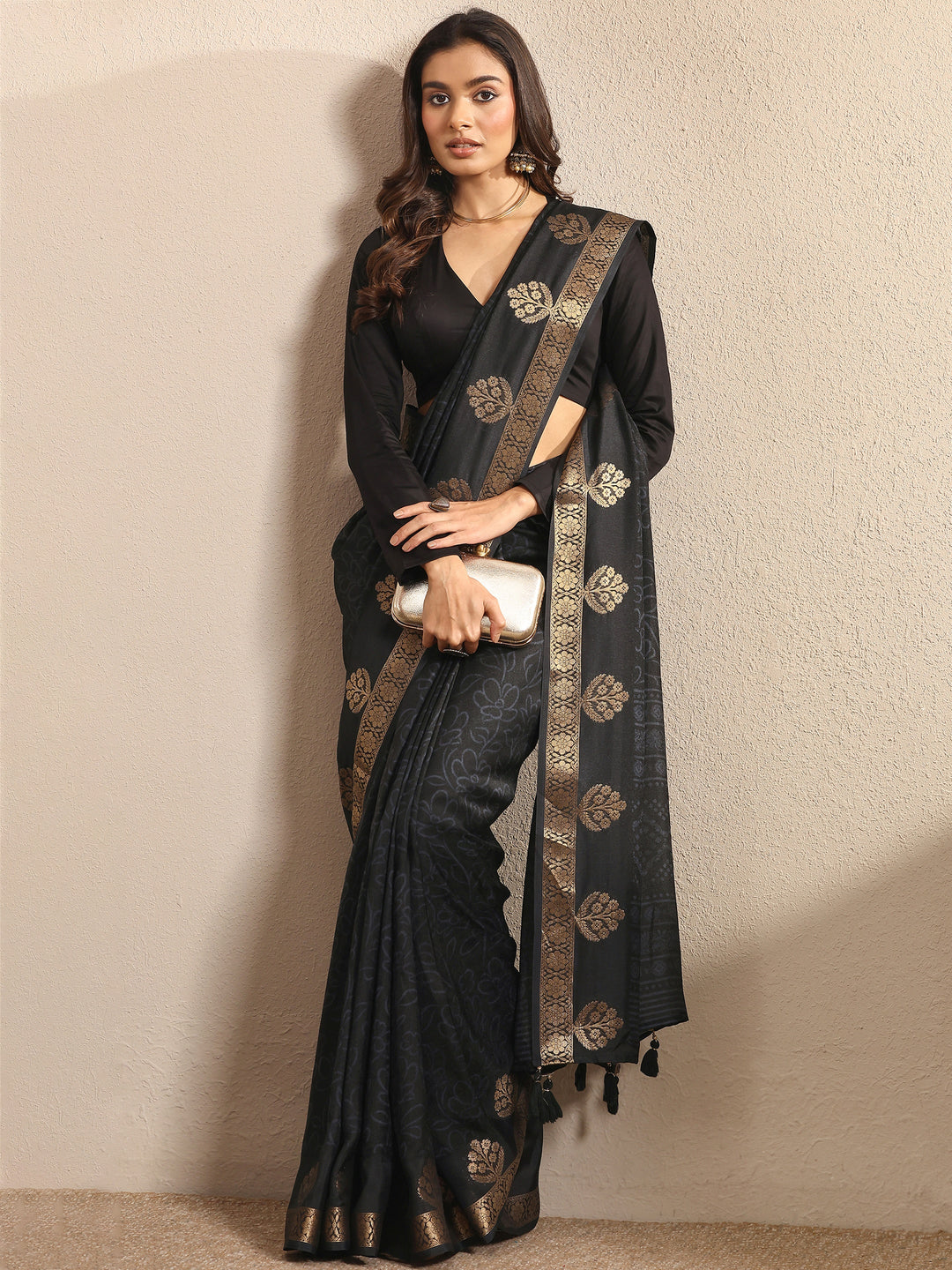  Black Printed Silk Blend Saree With Unstitched Blouse Piece 