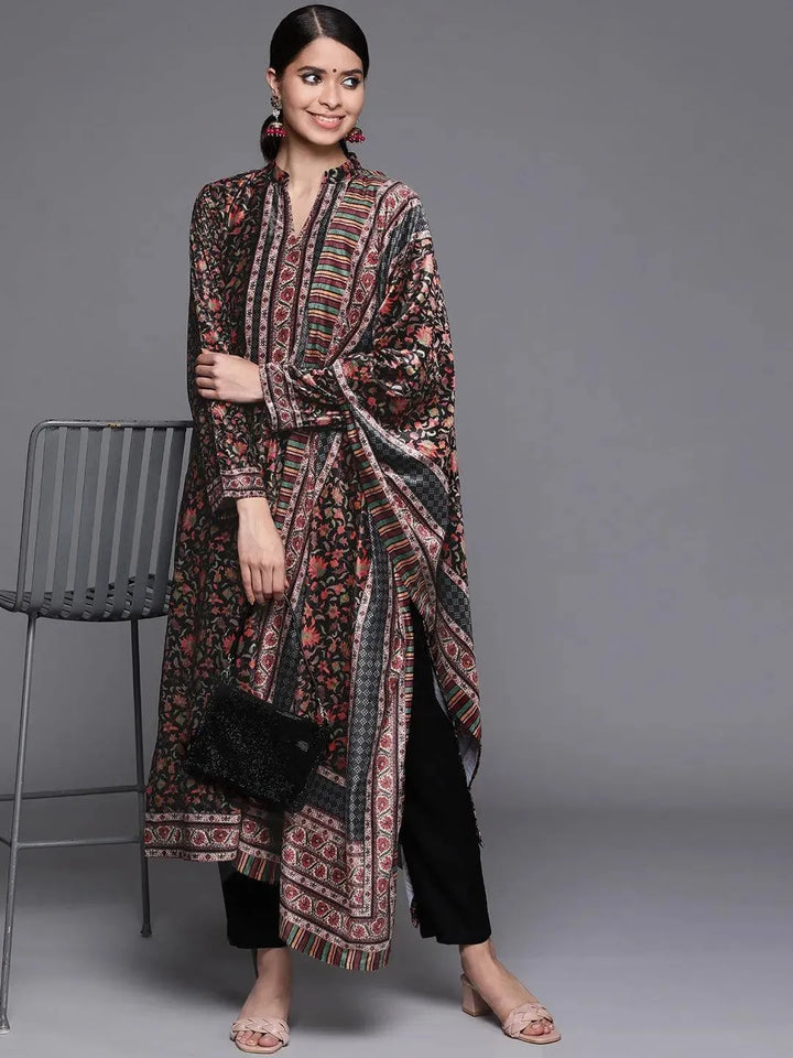 Black Printed Velvet Suit Set - Libas