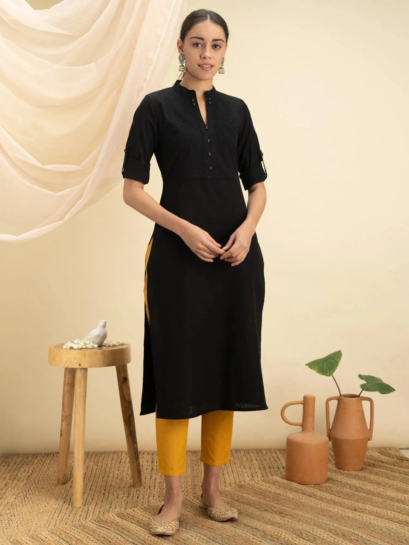 Black Solid Cotton Kurta - Libas