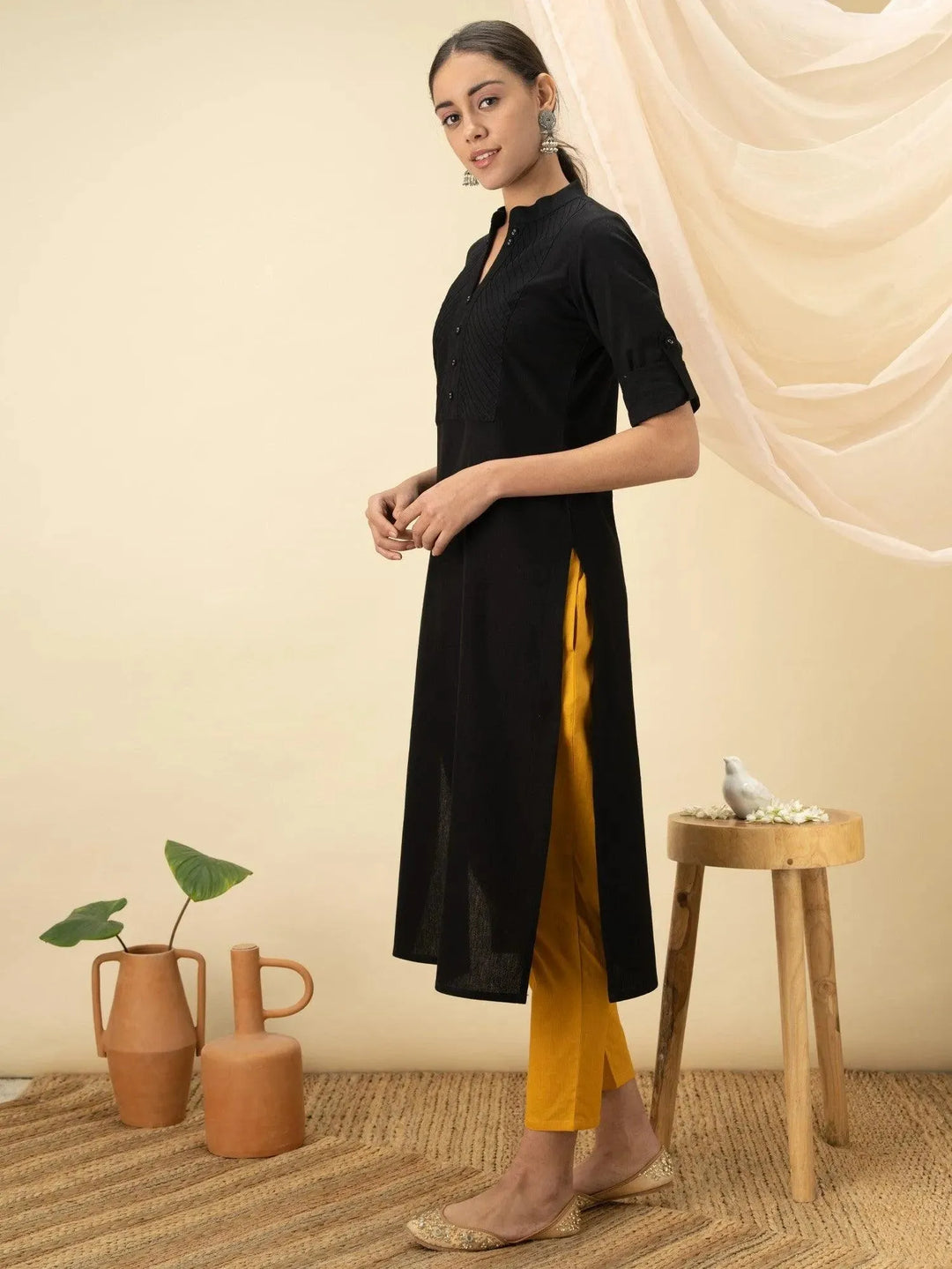 Black Solid Cotton Kurta - Libas 