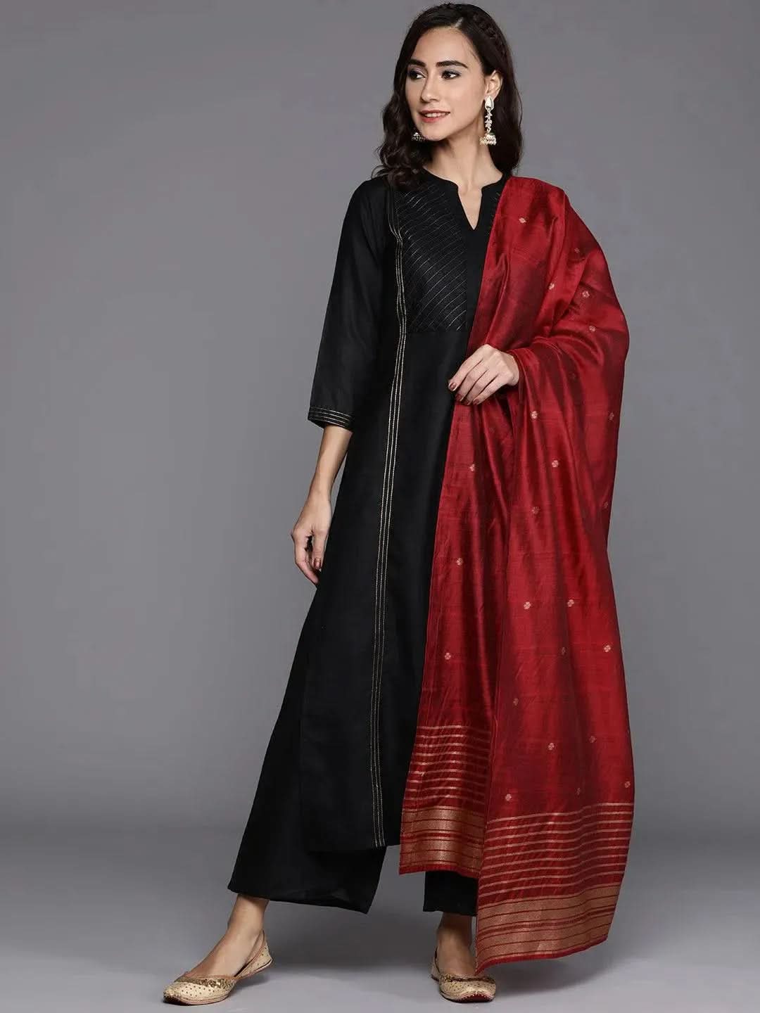Makar Sankranti Sale - Buy Ethnic Outfits for Women on Libas