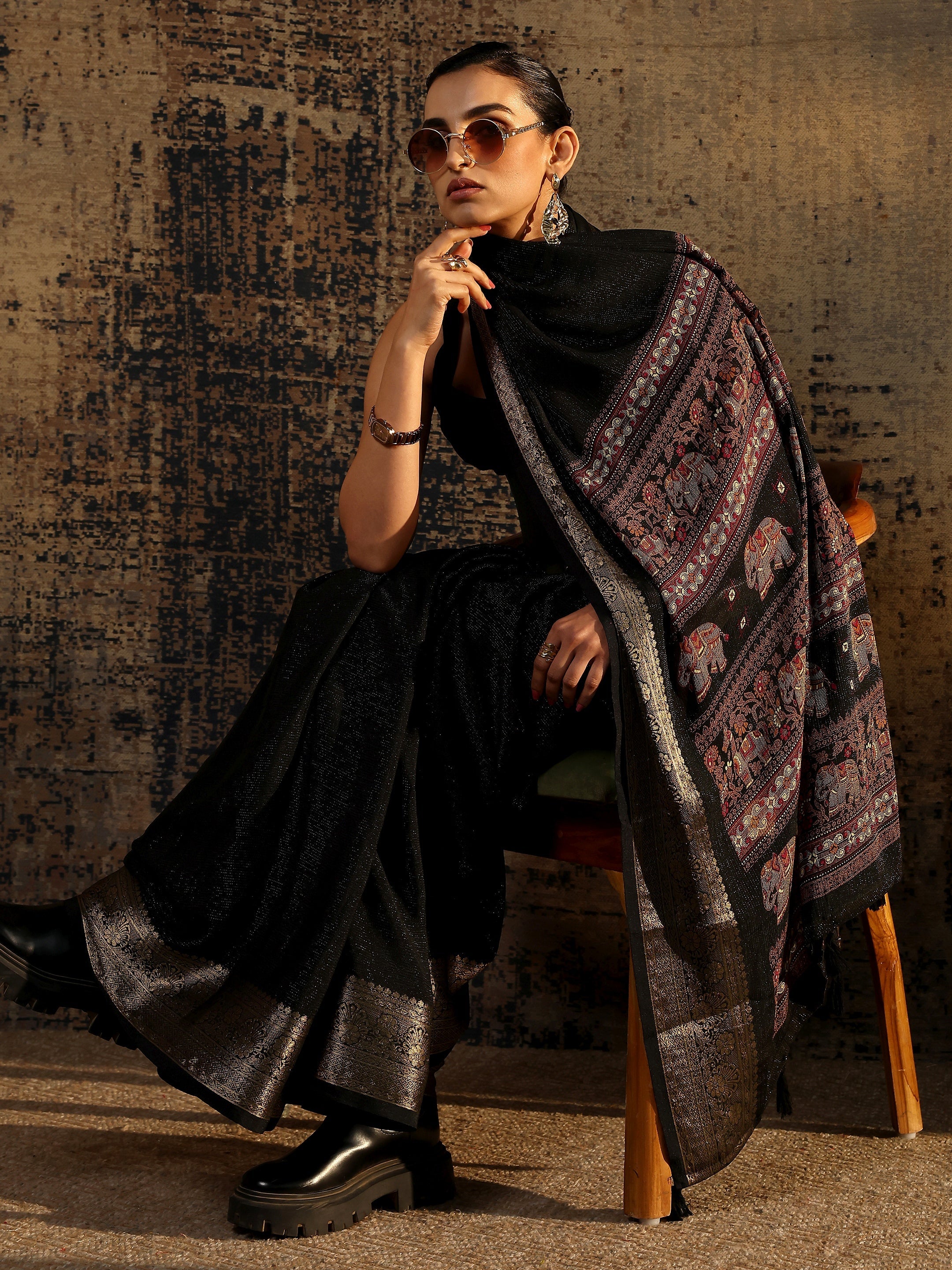 libas Black Solid Silk Blend Saree With Unstitched Blouse Piece-picture-26
