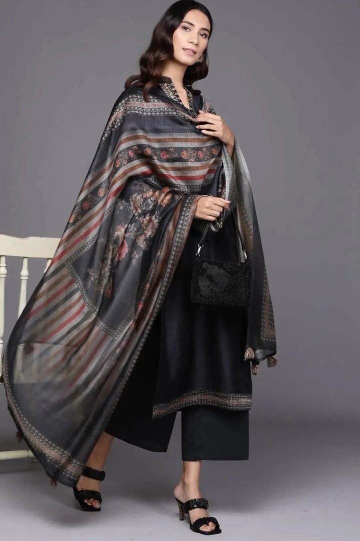 Black Solid Silk Blend Suit Set - Libas