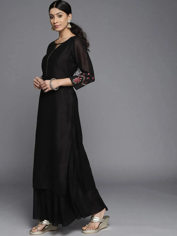 Black Solid Silk Kurta - Libas