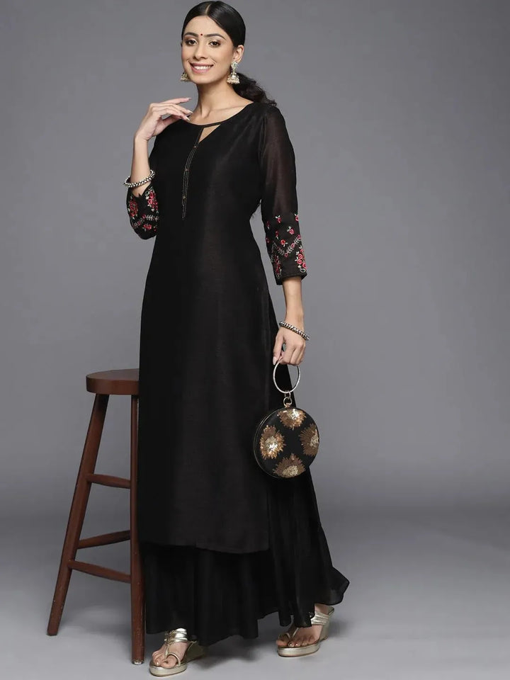 Black Solid Silk Kurta - Libas