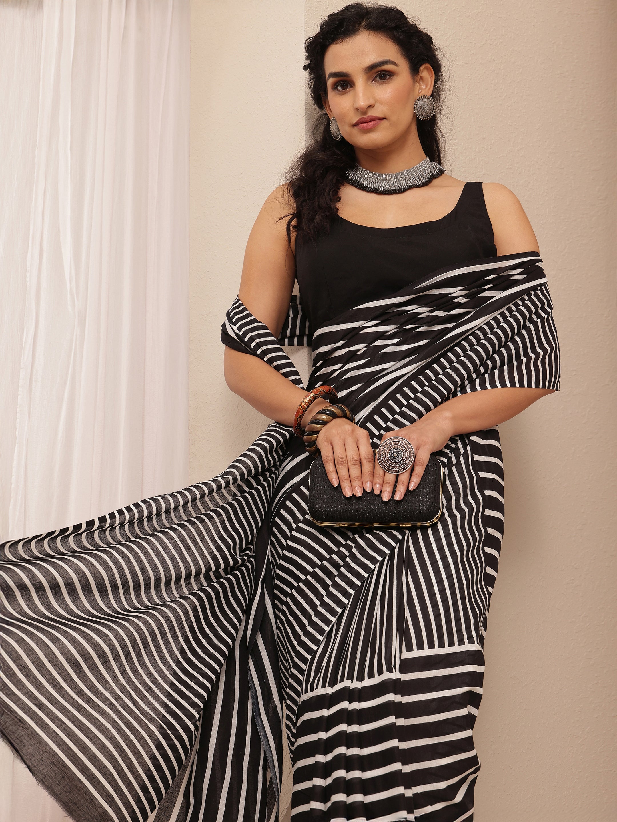 libas Black Striped Printed Cotton Saree With Unstitched Blouse Piece-picture-51