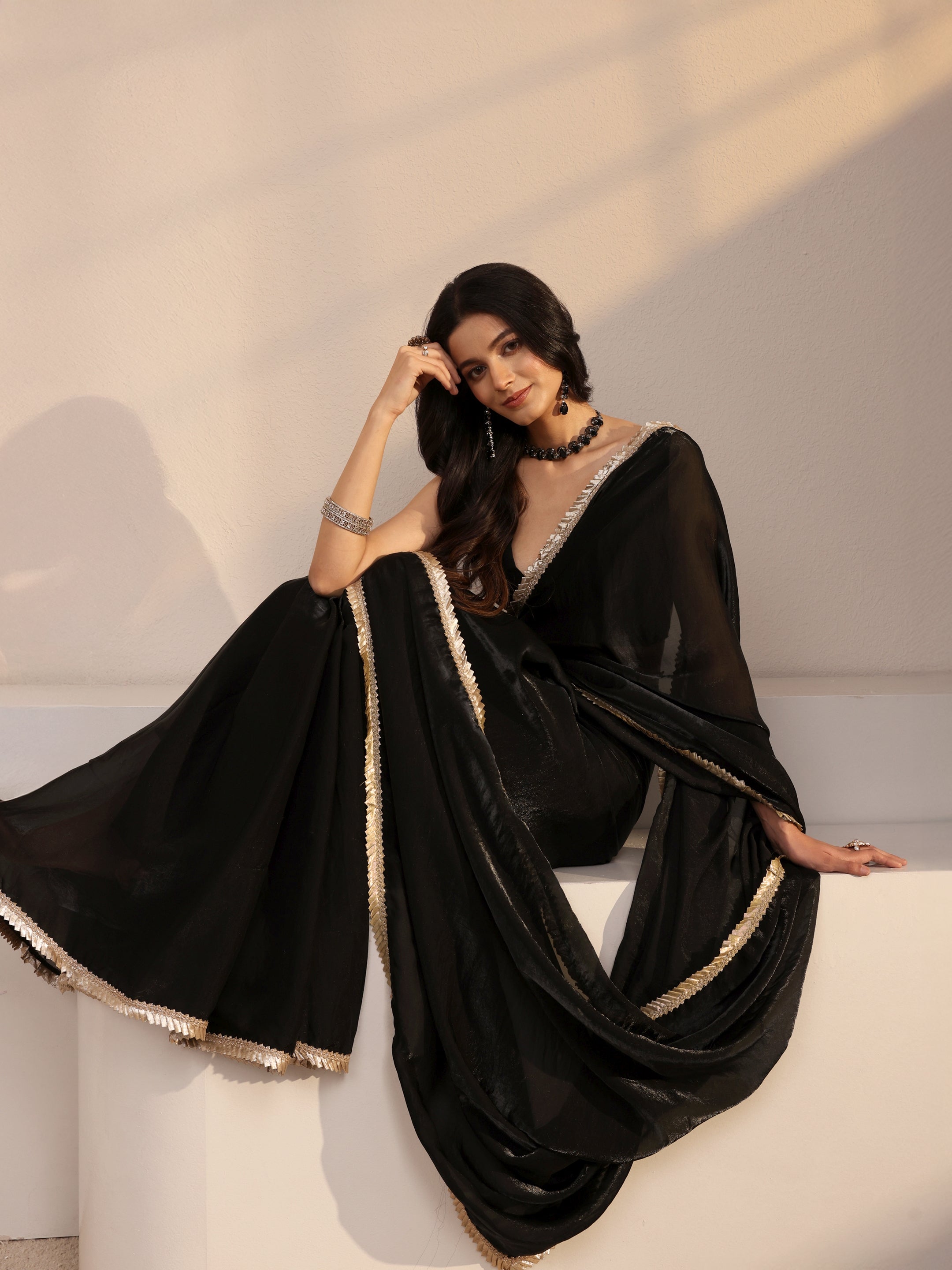 Black Tissue Saree With Unstiched Blouse Piece-image-14