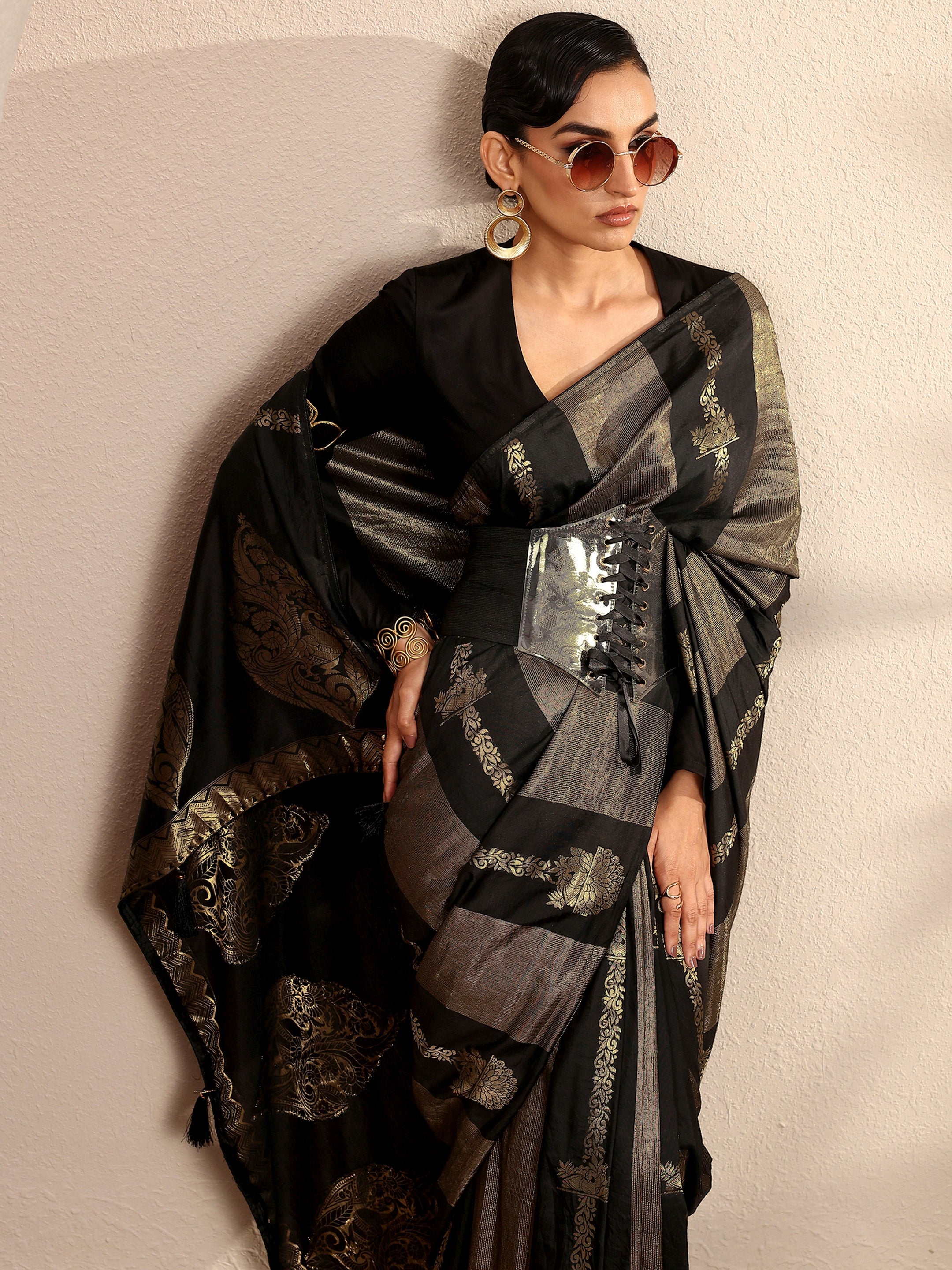 libas Black Woven Design Banarsi Silk Blend Saree With Unstitched Blouse Piece-picture-19