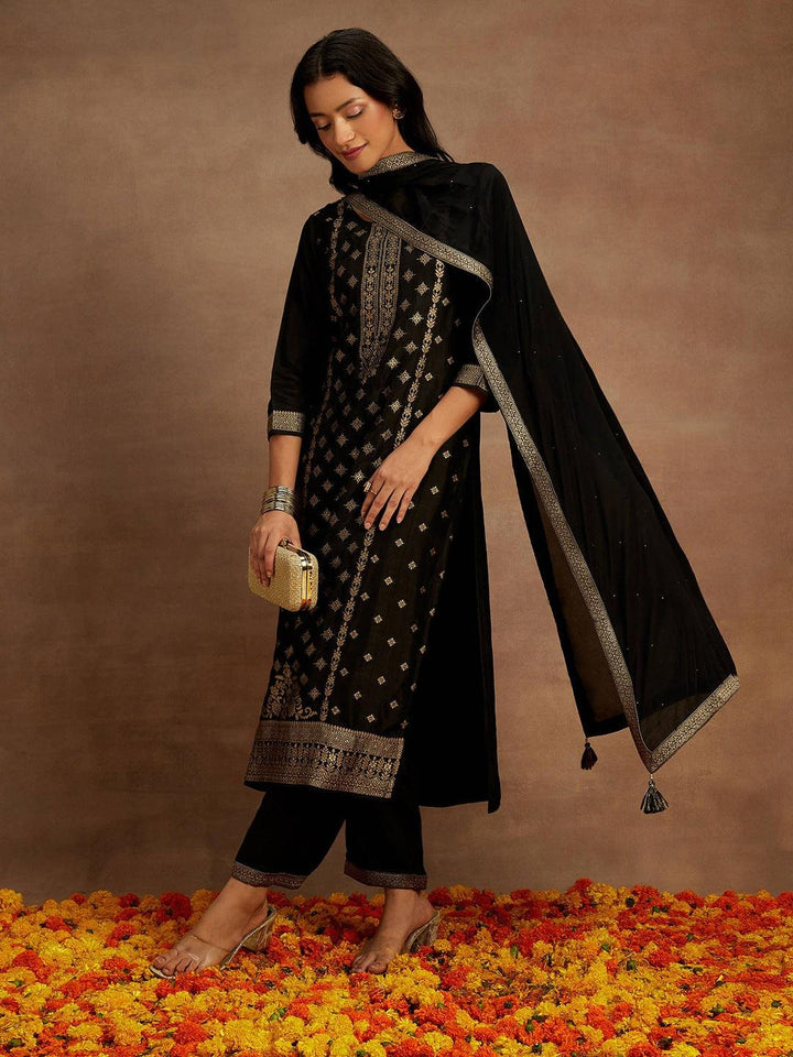 impressive maroon silk blend woven design kurta set