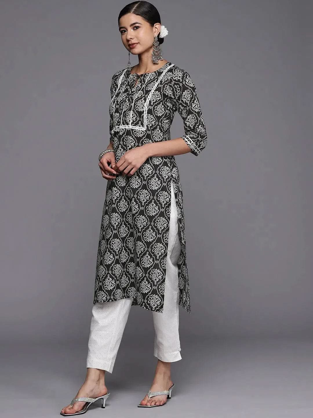 Black Yoke Design Cotton Straight Kurta - Libas 