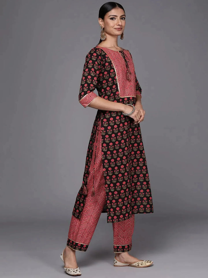 Black Yoke Design Cotton Straight Suit Set - Libas