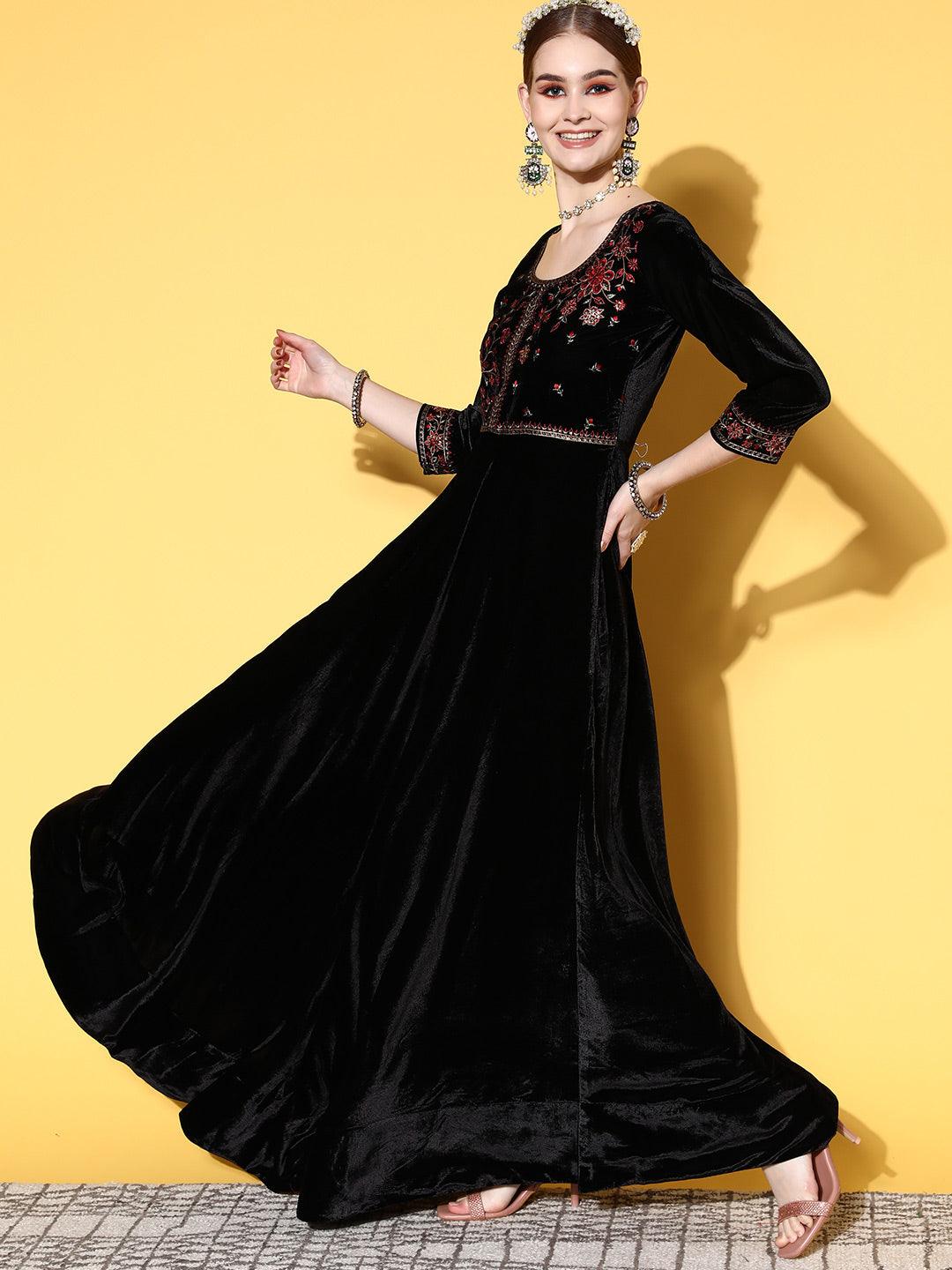 Black Yoke Design Velvet Anarkali Suit Set - Libas