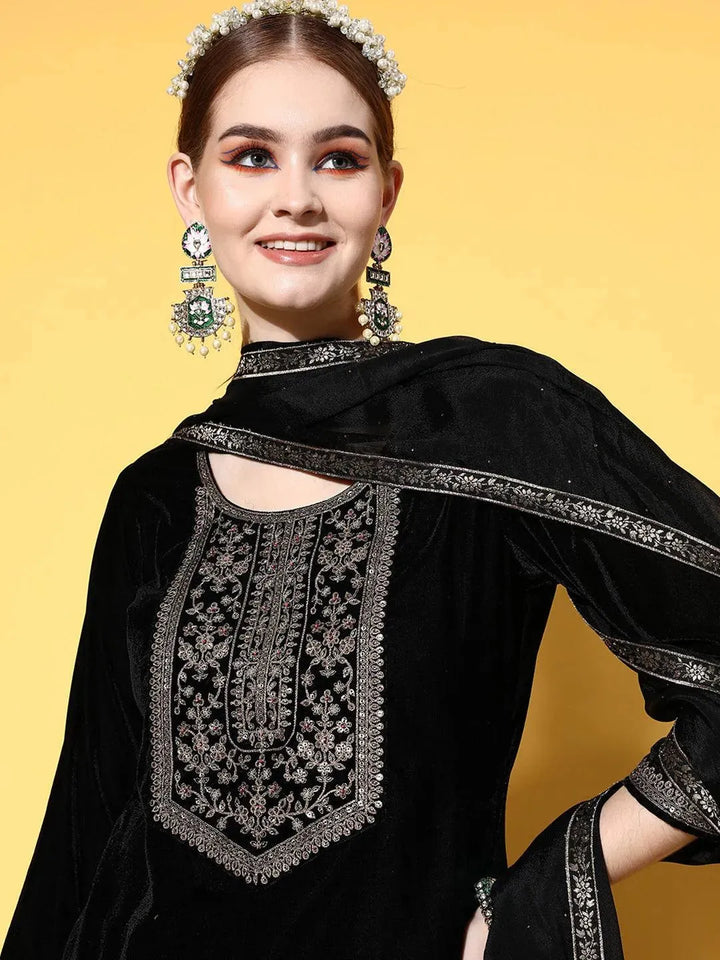 Black Yoke Design Velvet Straight Suit Set - Libas