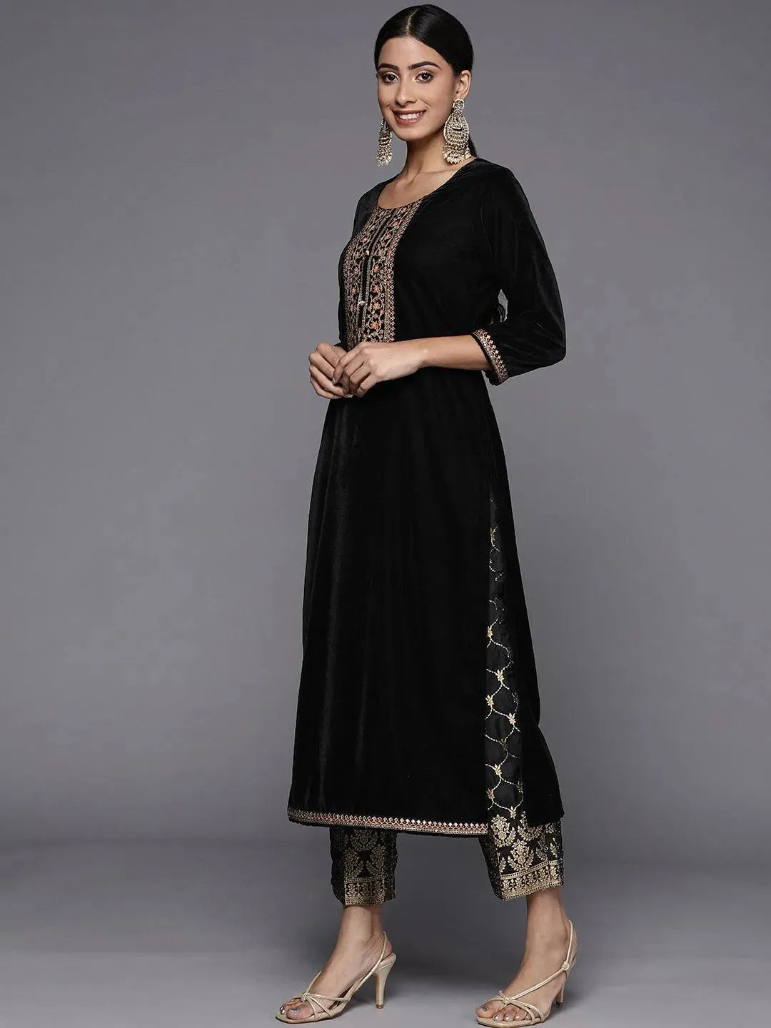 Black Yoke Design Velvet Straight Kurta Set - Libas