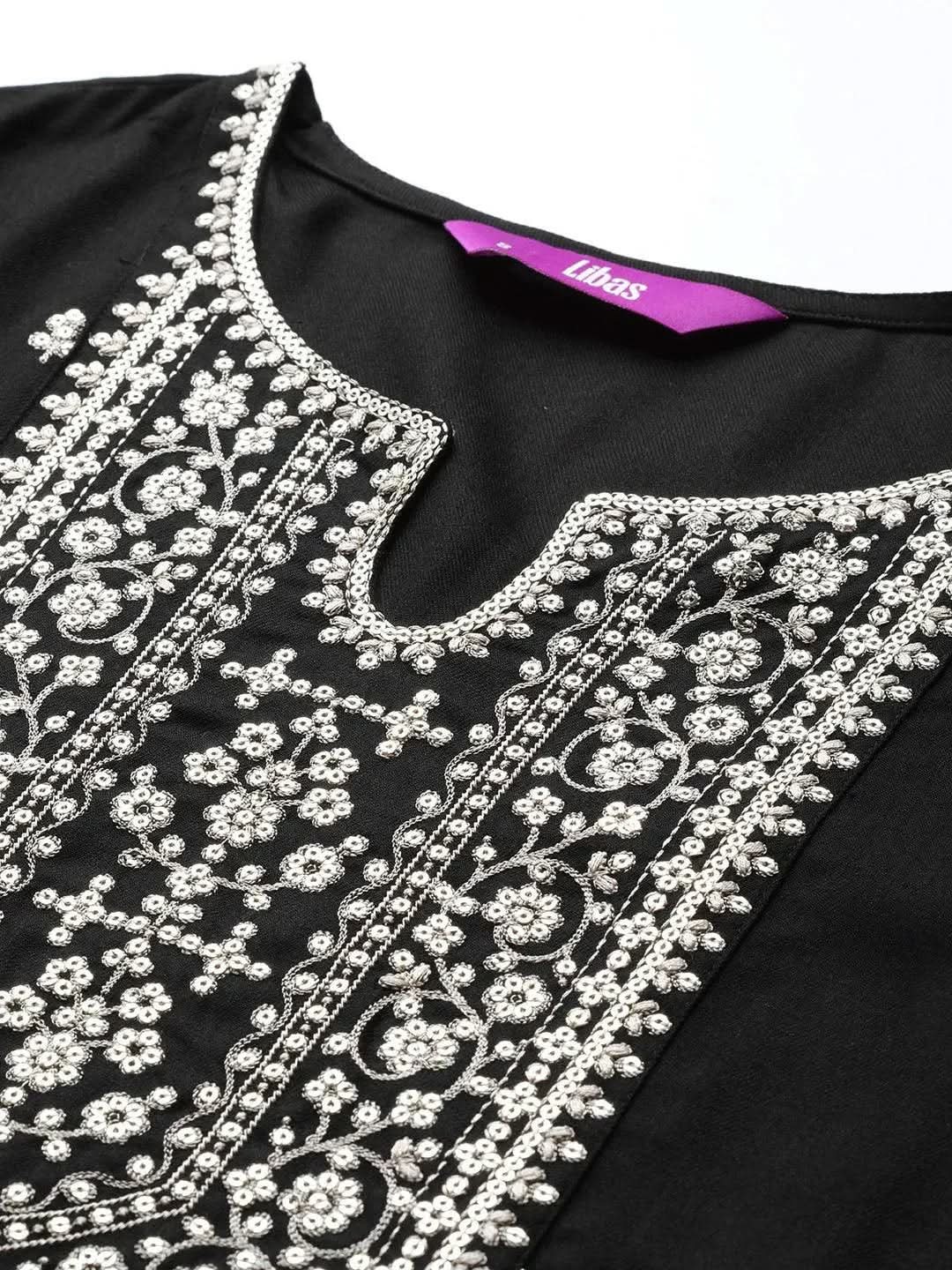 

Black Yoke Design Wool Straight Kurta