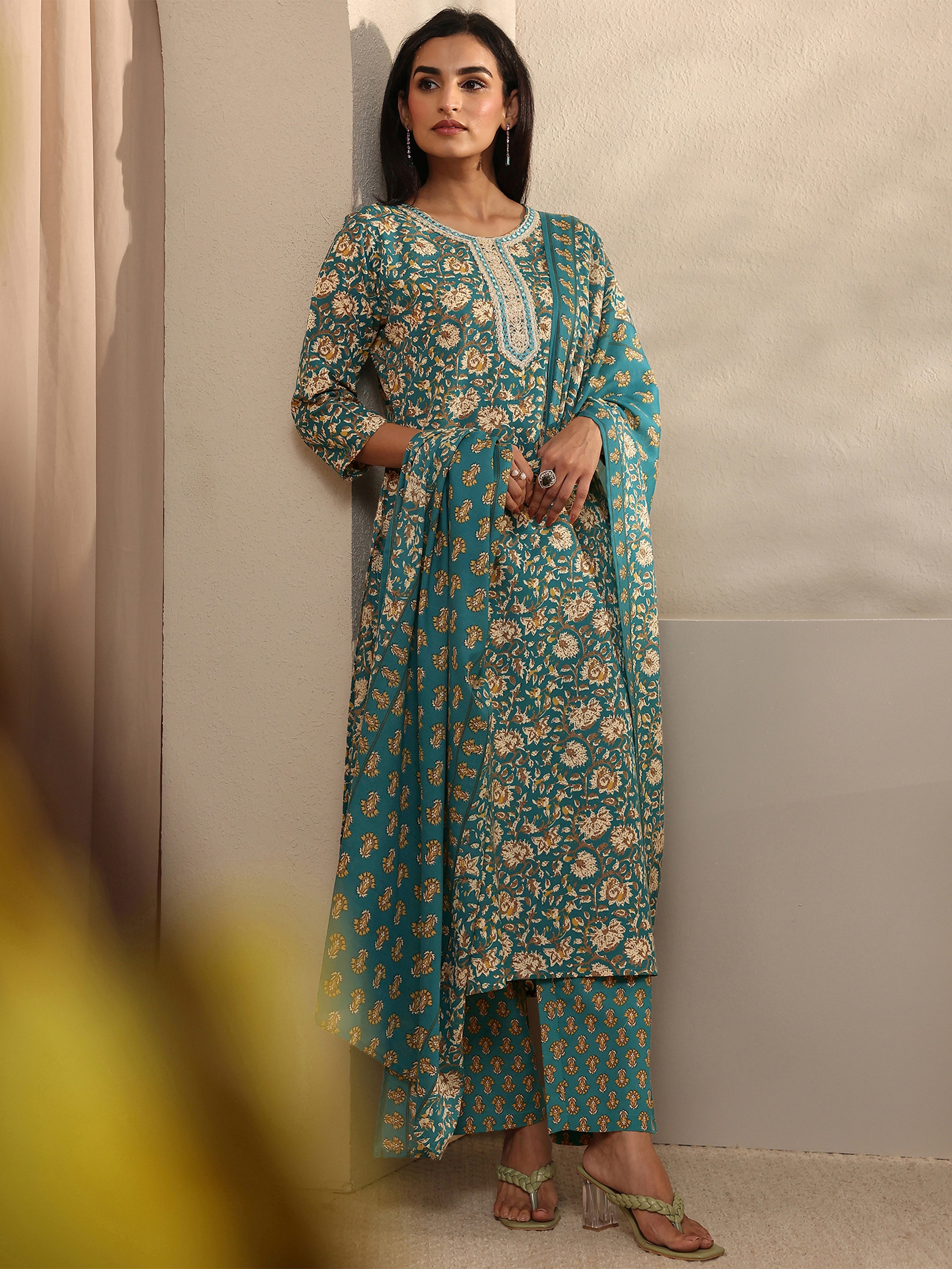 libas Blue Abstract Printed Cotton Blend Straight Suit Set With Dupatta-picture-21