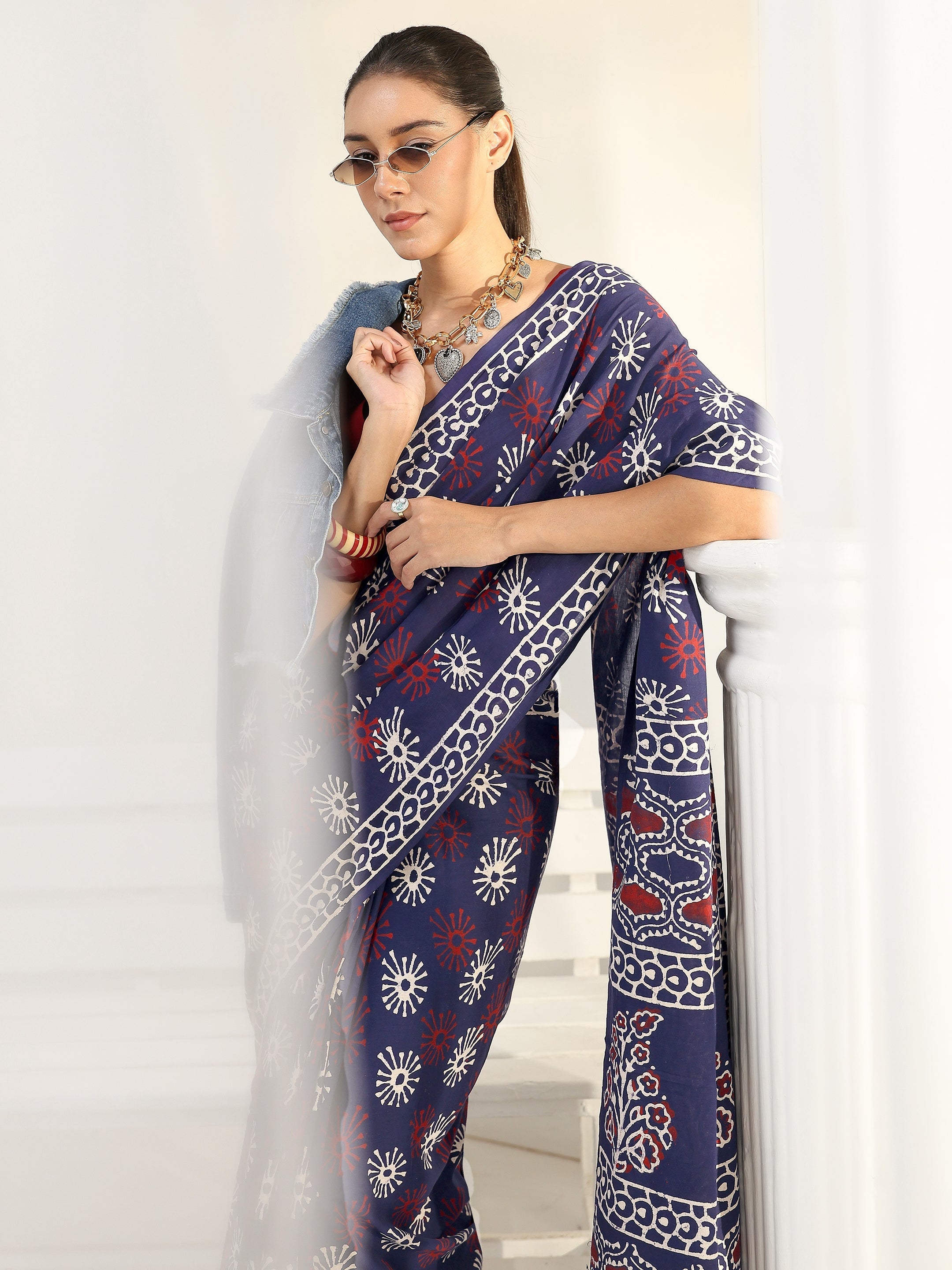 libas Blue Floral Dabu Print Cotton Saree-picture-49