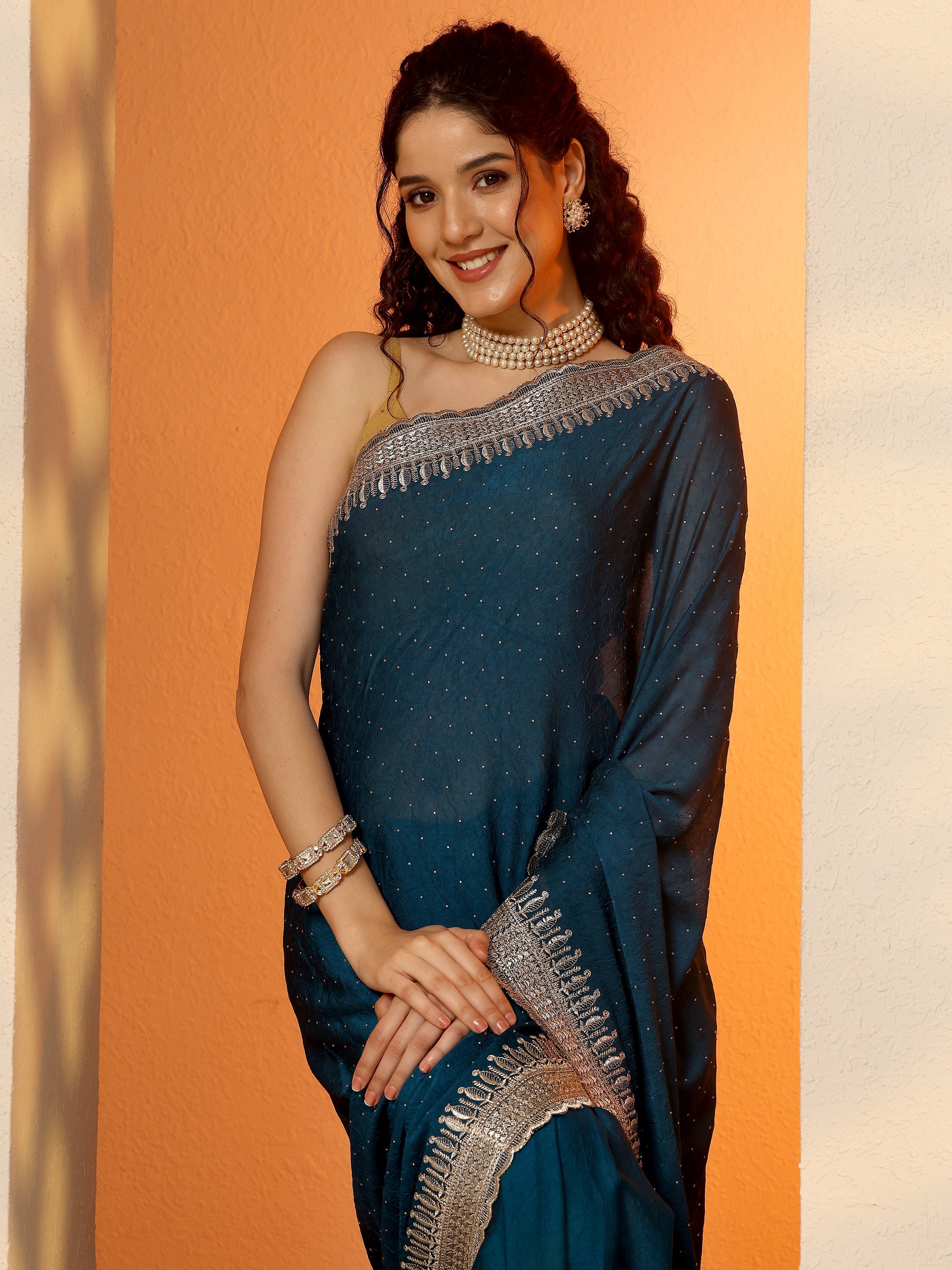 Blue Embellished Organza Saree With Unstitched Blouse Piece-image-42