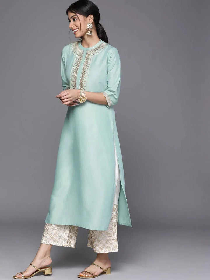 Blue Embroidered Chanderi Silk Kurta - Libas