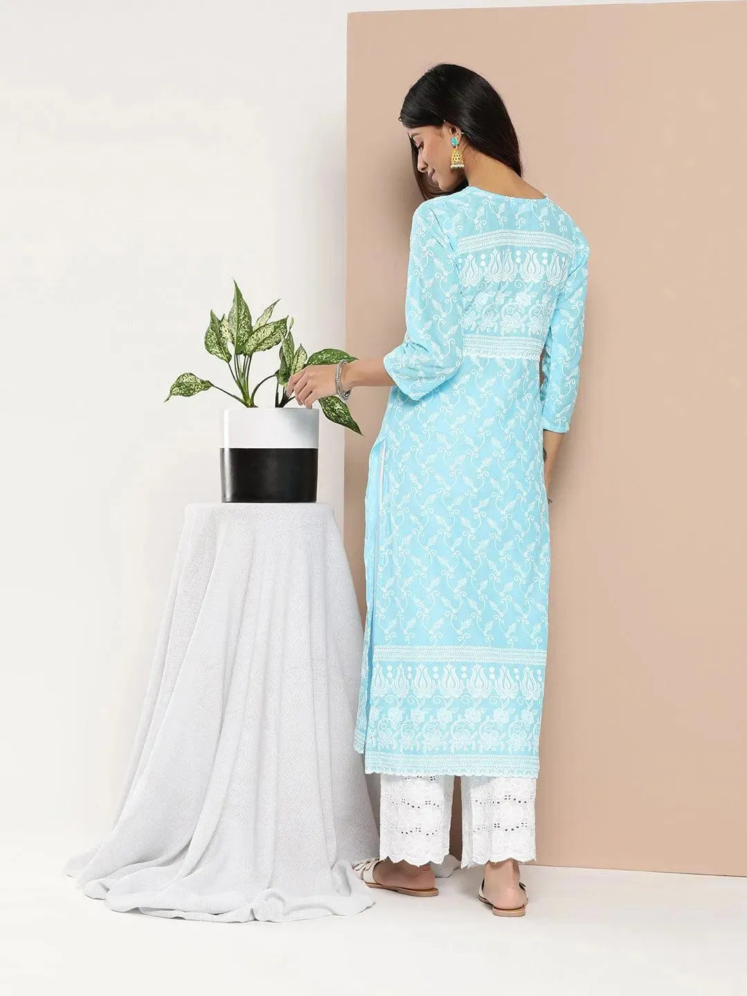 Blue Embroidered Cotton Straight Kurta - Libas