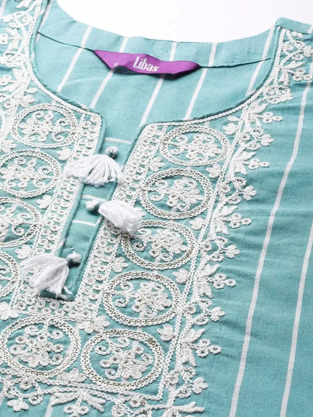 

Blue Embroidered Cotton Straight Kurta