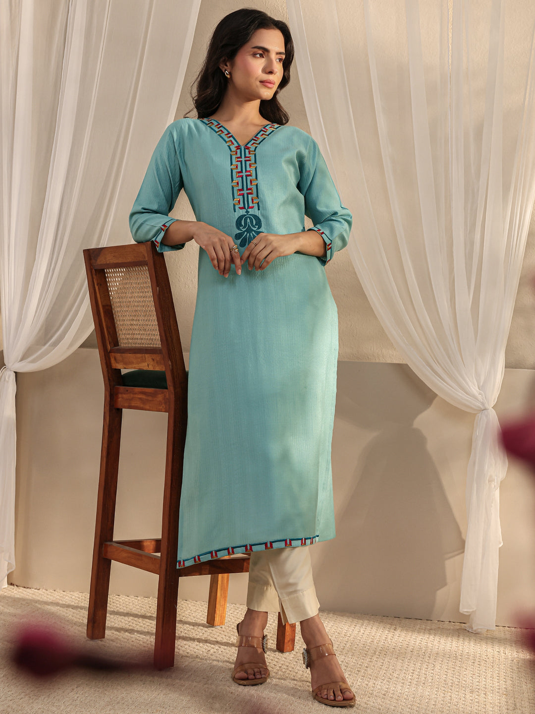  Blue Embroidered Silk Blend Straight Kurta 
