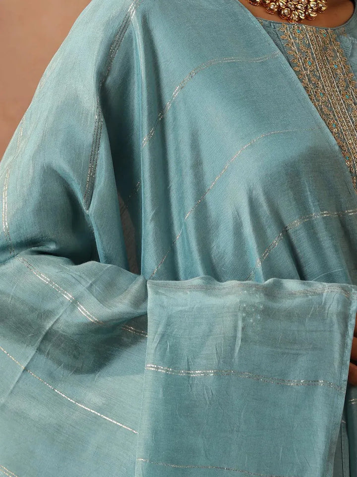 Blue Embroidered Silk Blend Suit Set With Trousers - Libas