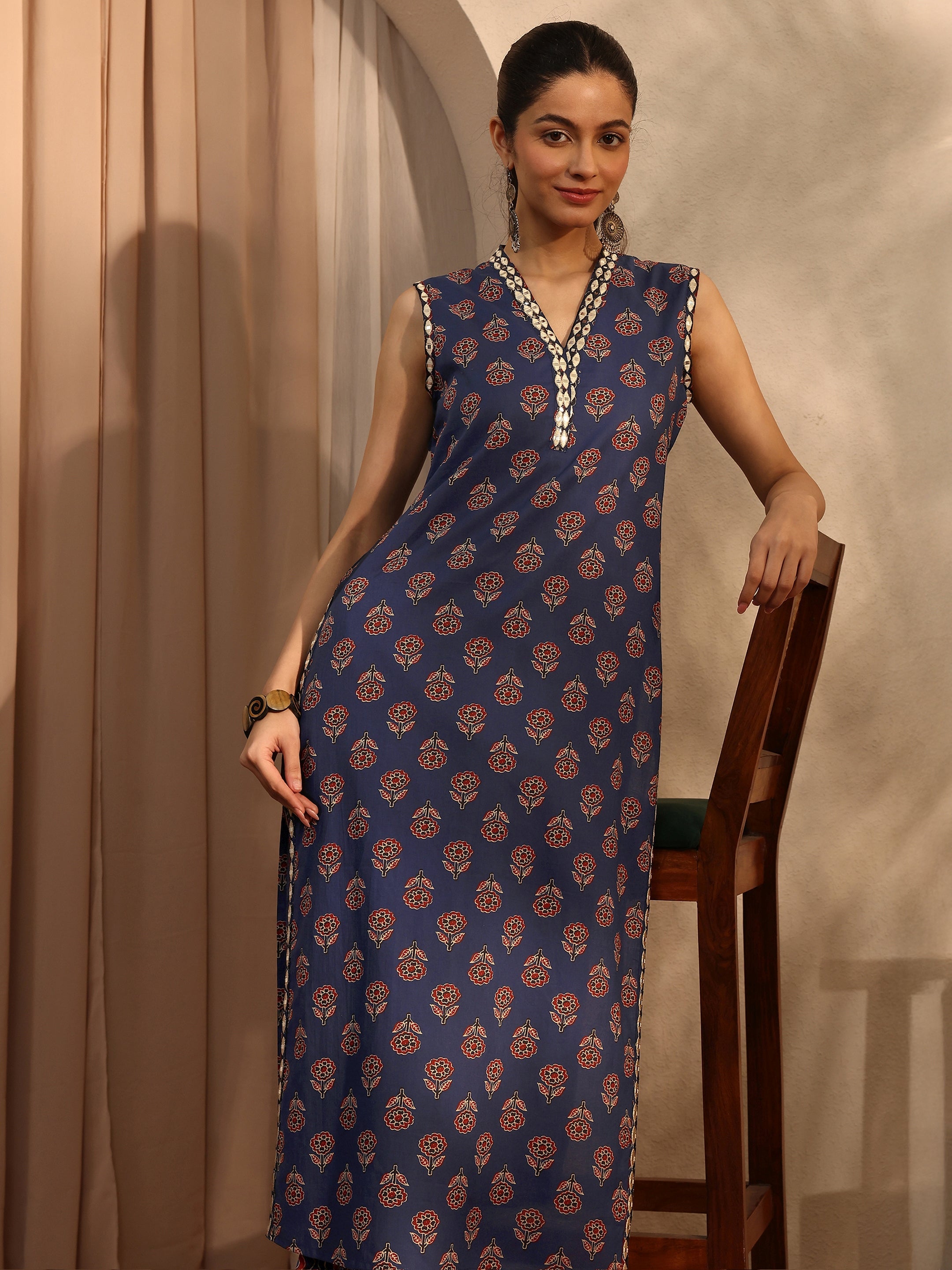 libas Blue Floral Printed Cotton Blend Straight Kurta Set-picture-31