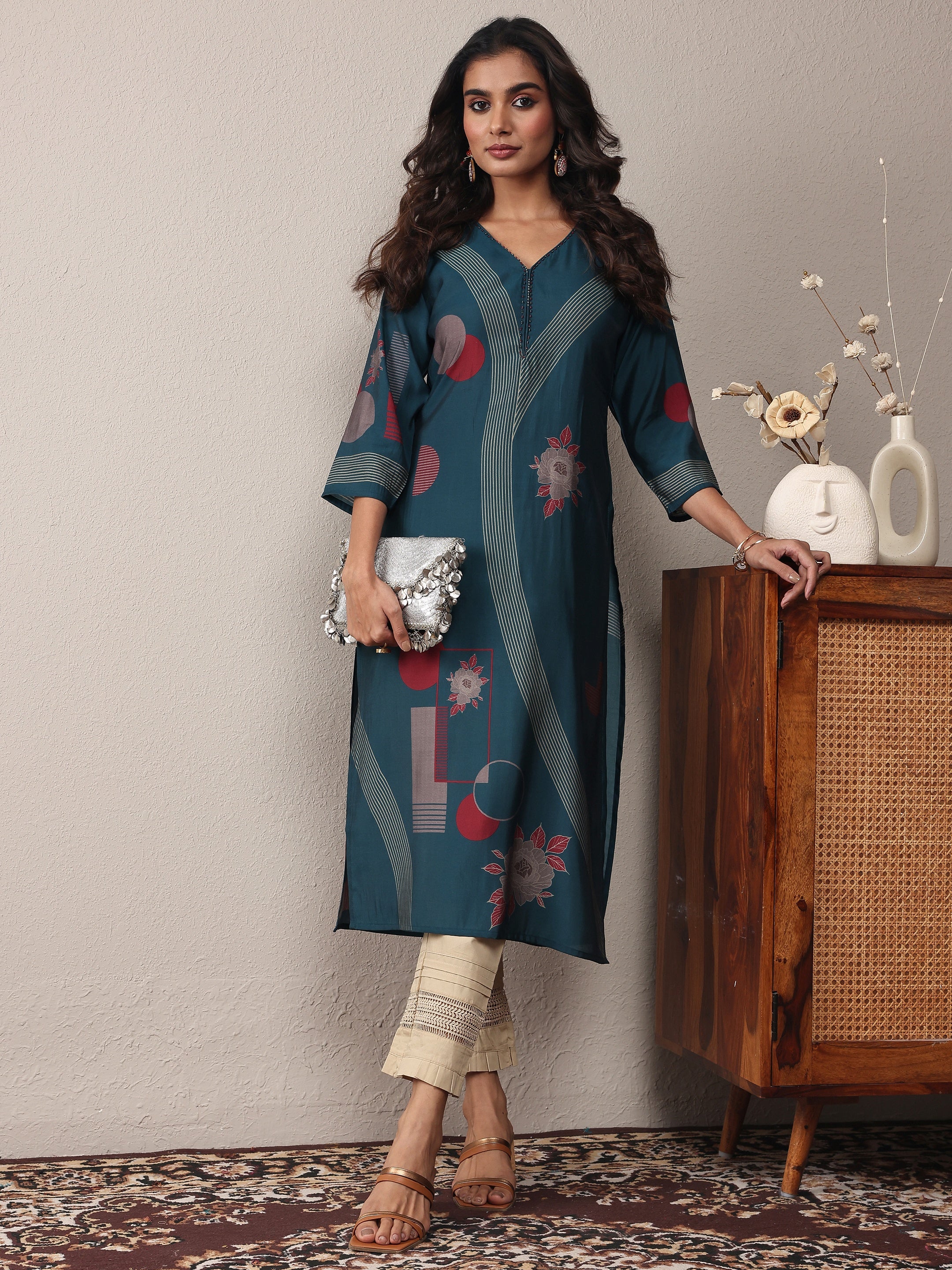 libas Blue Floral Printed Silk Blend Straight Kurta-picture-50