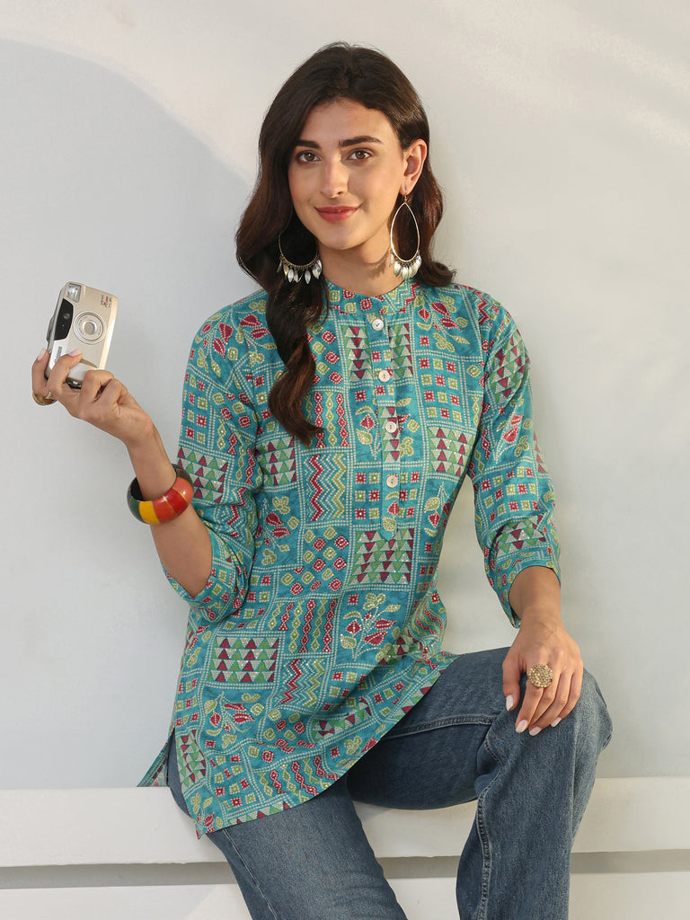 Libas Blue Geometric Printed Rayon Straight Short Kurti