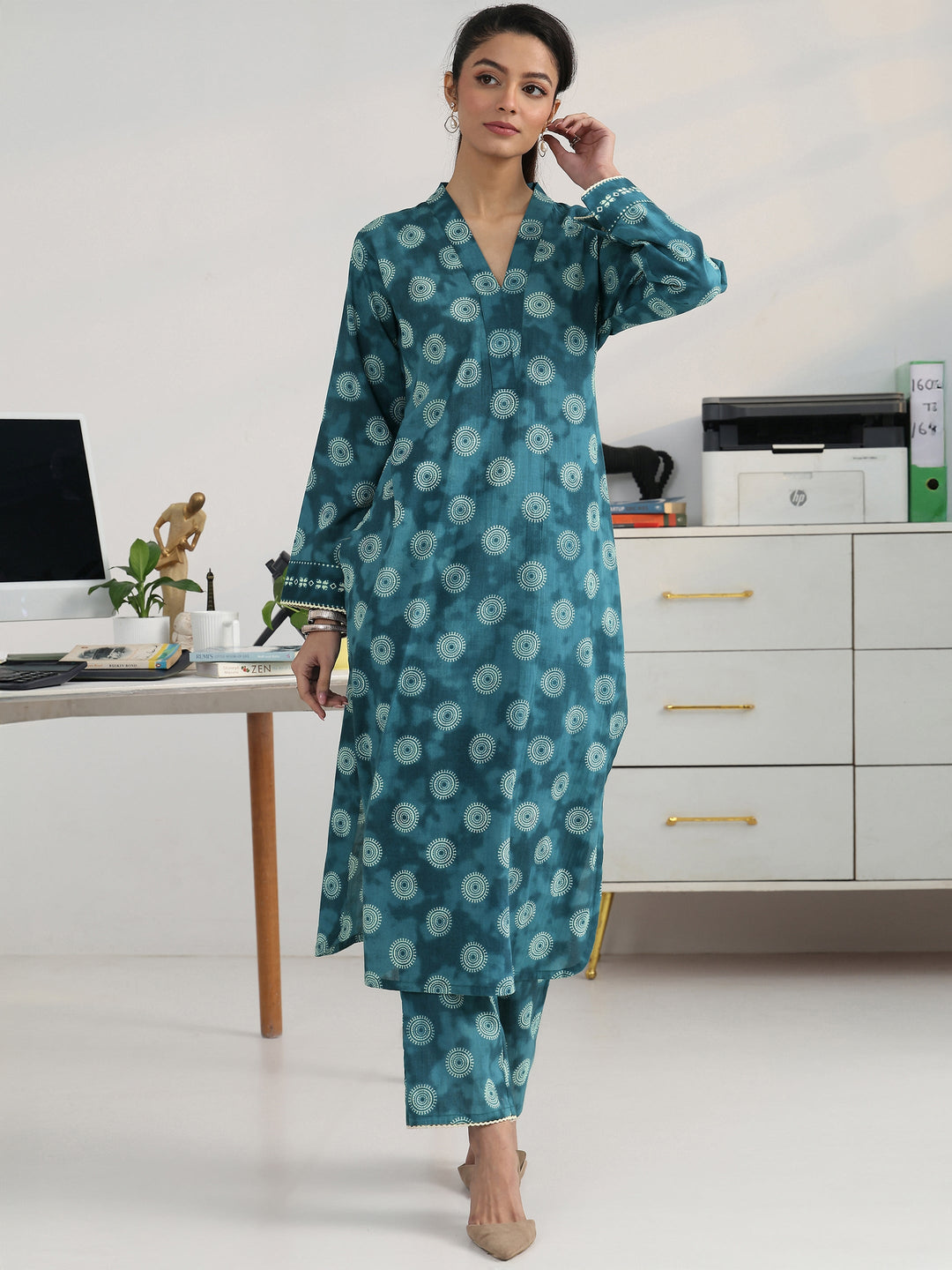 Blue Geometric Woven Design Cotton Blend Straight Kurta Set