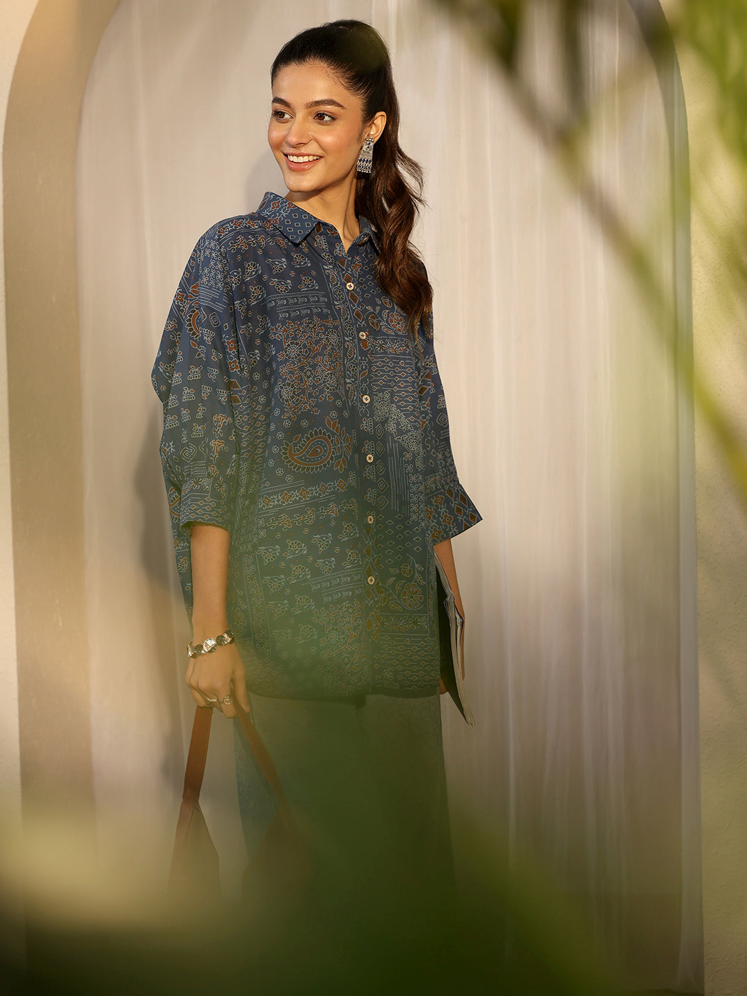 Blue Paisley Printed Cotton Straight Shirt-image-9
