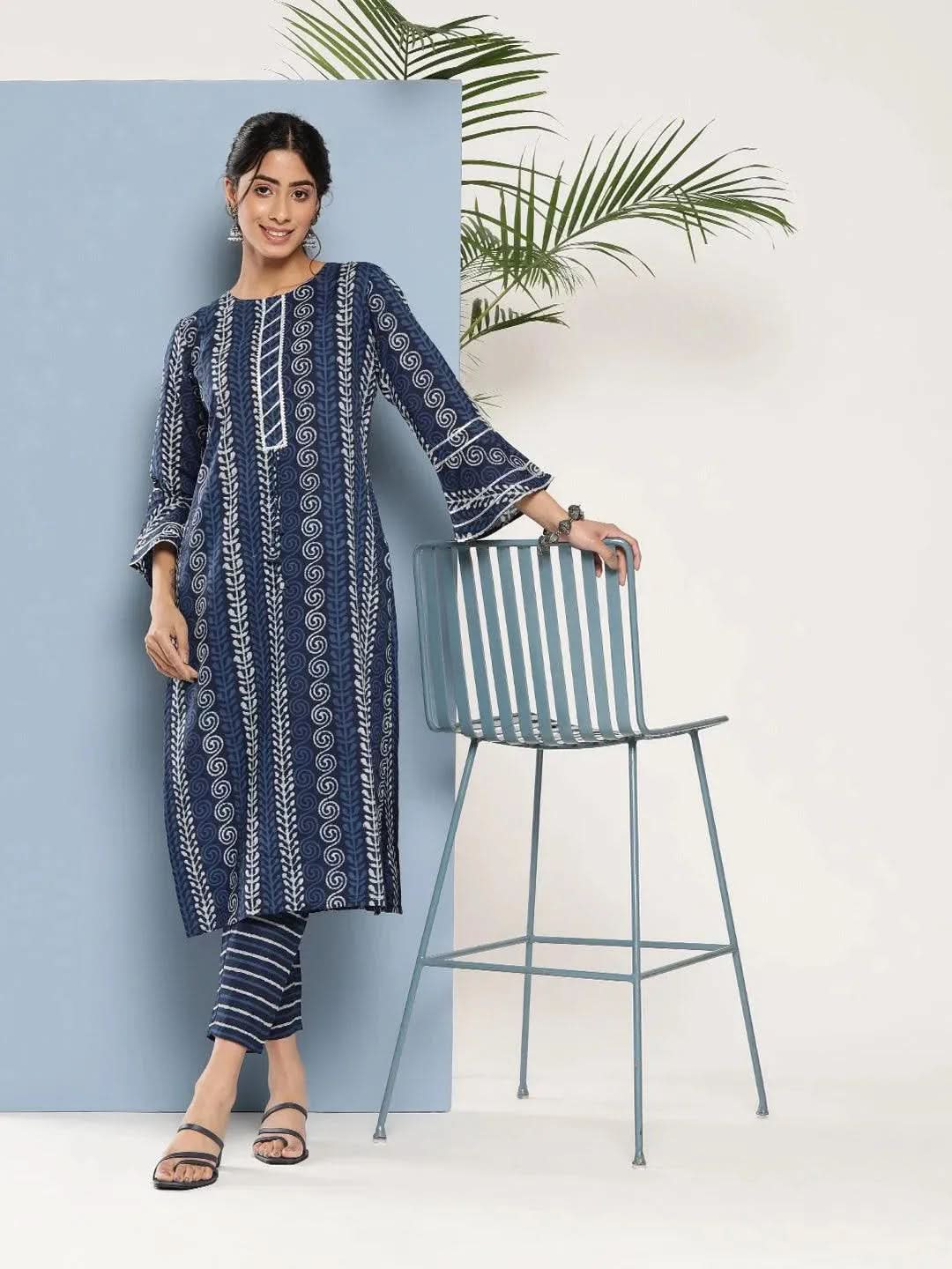 

Blue Printed Cotton Straight Kurta