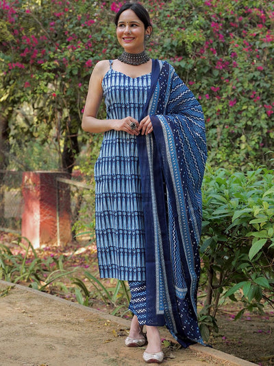 Blue Printed Cotton Suit Set With Trousers - Libas
