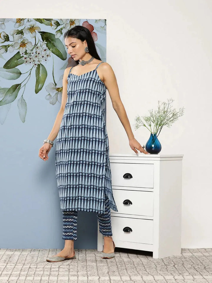 Blue Printed Cotton Suit Set With Trousers - Libas