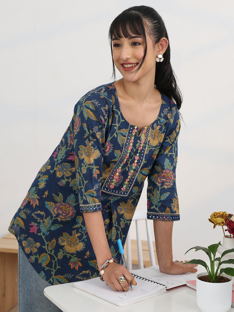 Libas Blue Printed Cotton Straight Short Kurti