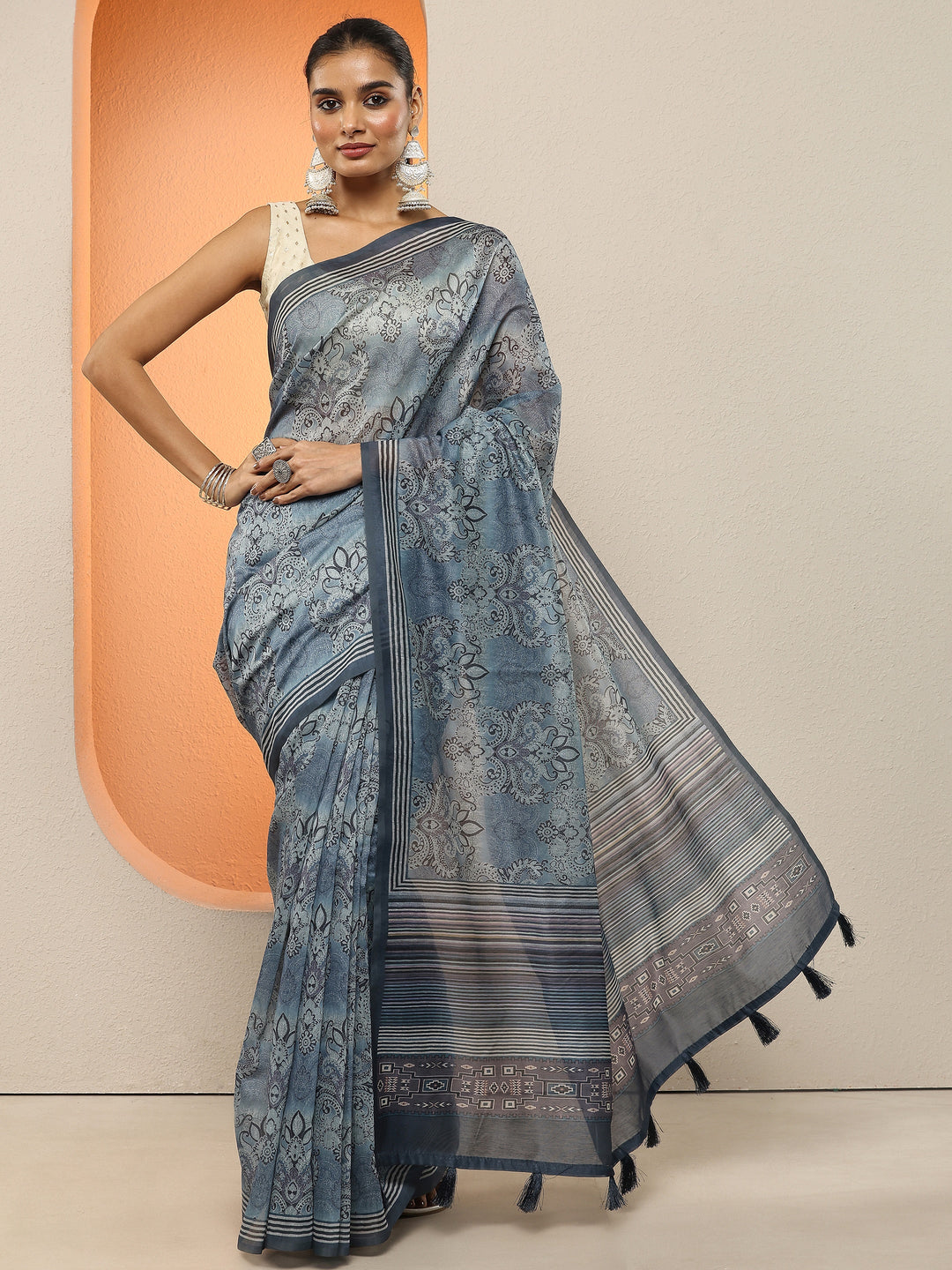 Blue Printed Silk Blend Sarees With Unstitched Blouse Piece