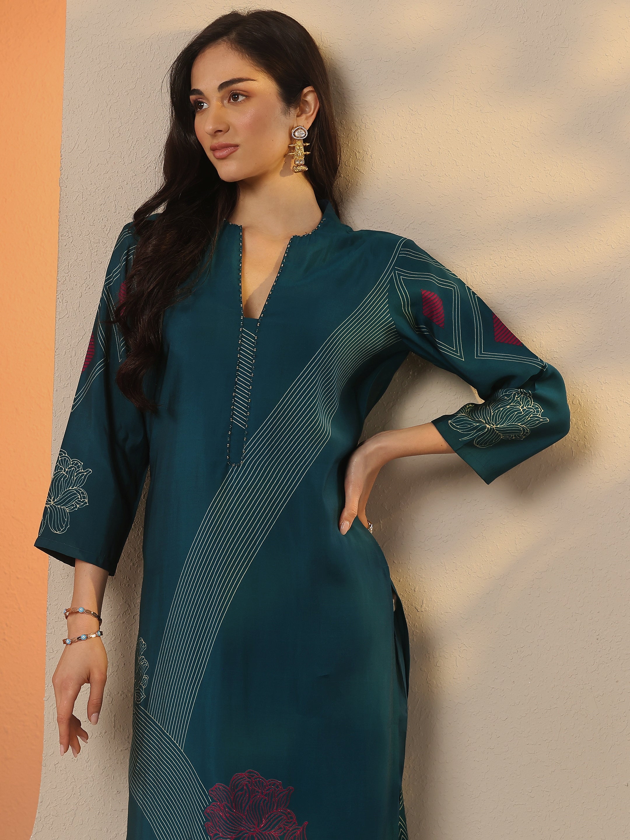 libas Blue Printed Silk Blend Straight Kurta-picture-37