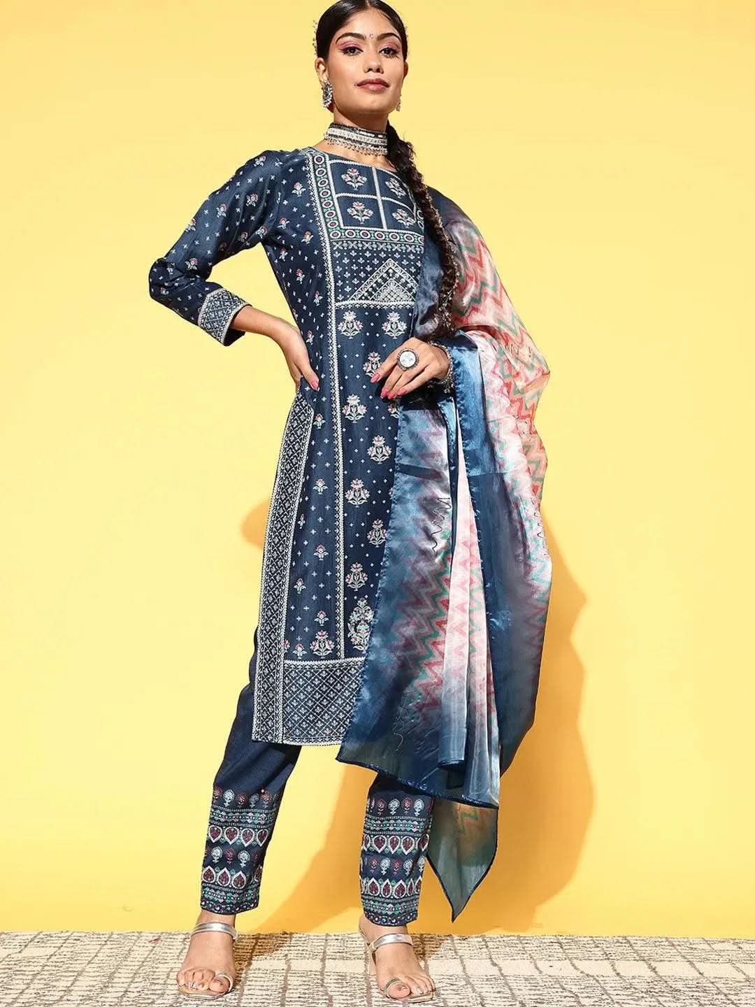 

Blue Printed Silk Blend Straight Kurta With Dupatta