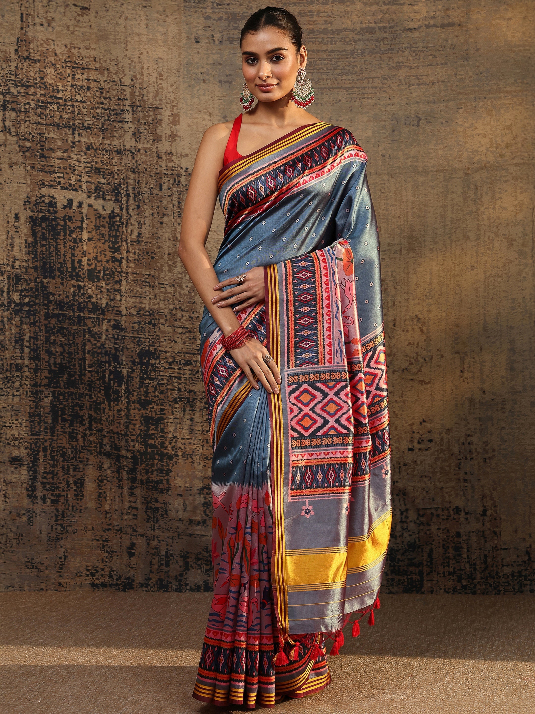 Blue Printed Silk Saree With Unstitched Blouse Piece-image-22