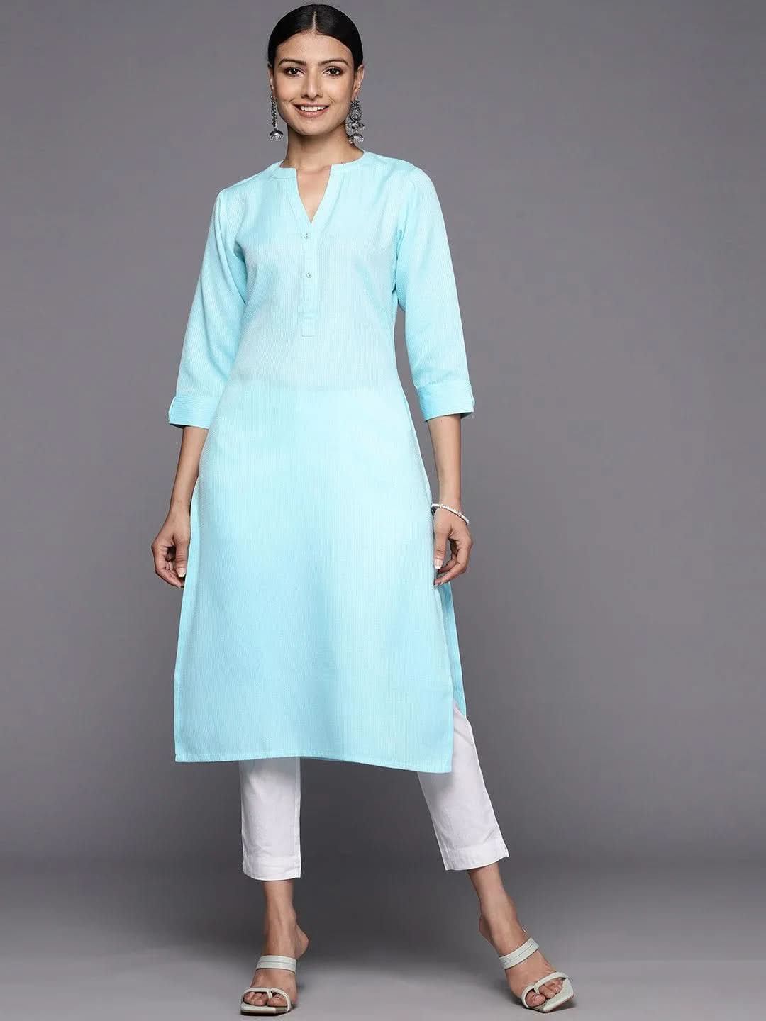

Blue Solid Rayon Straight Kurta