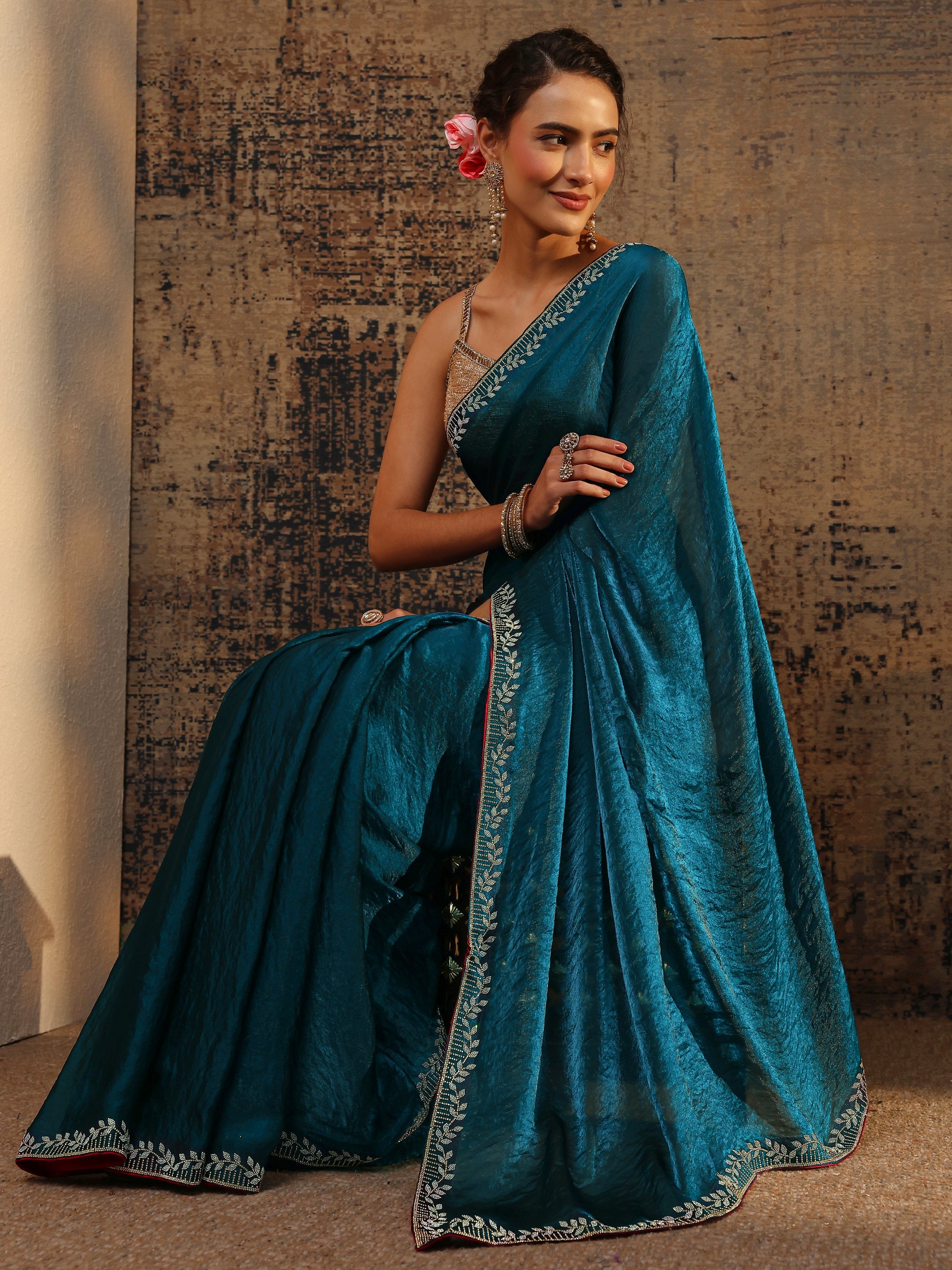 Blue Solid Satin Saree With Unstitched Blouse Piece-image-34