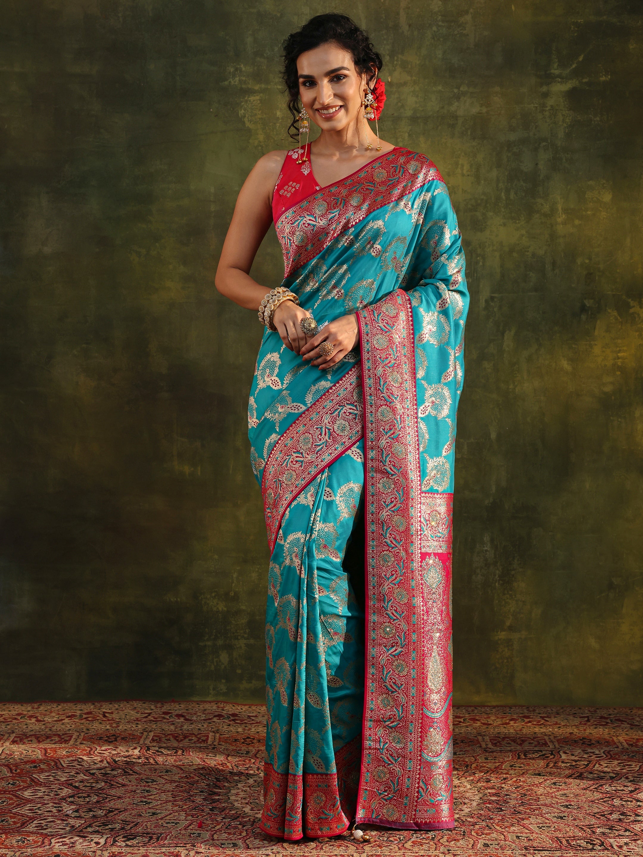 Blue Woven Design Silk Blend Banarasi Saree With Unstitched Blouse Piece-image-44