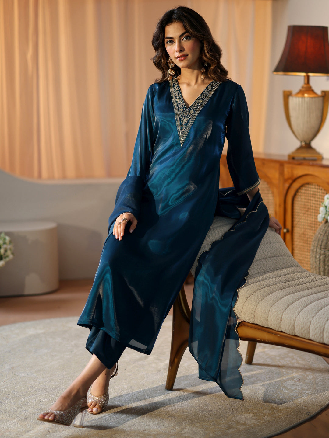  Blue Yoke Design Tissue Straight Suit Set 