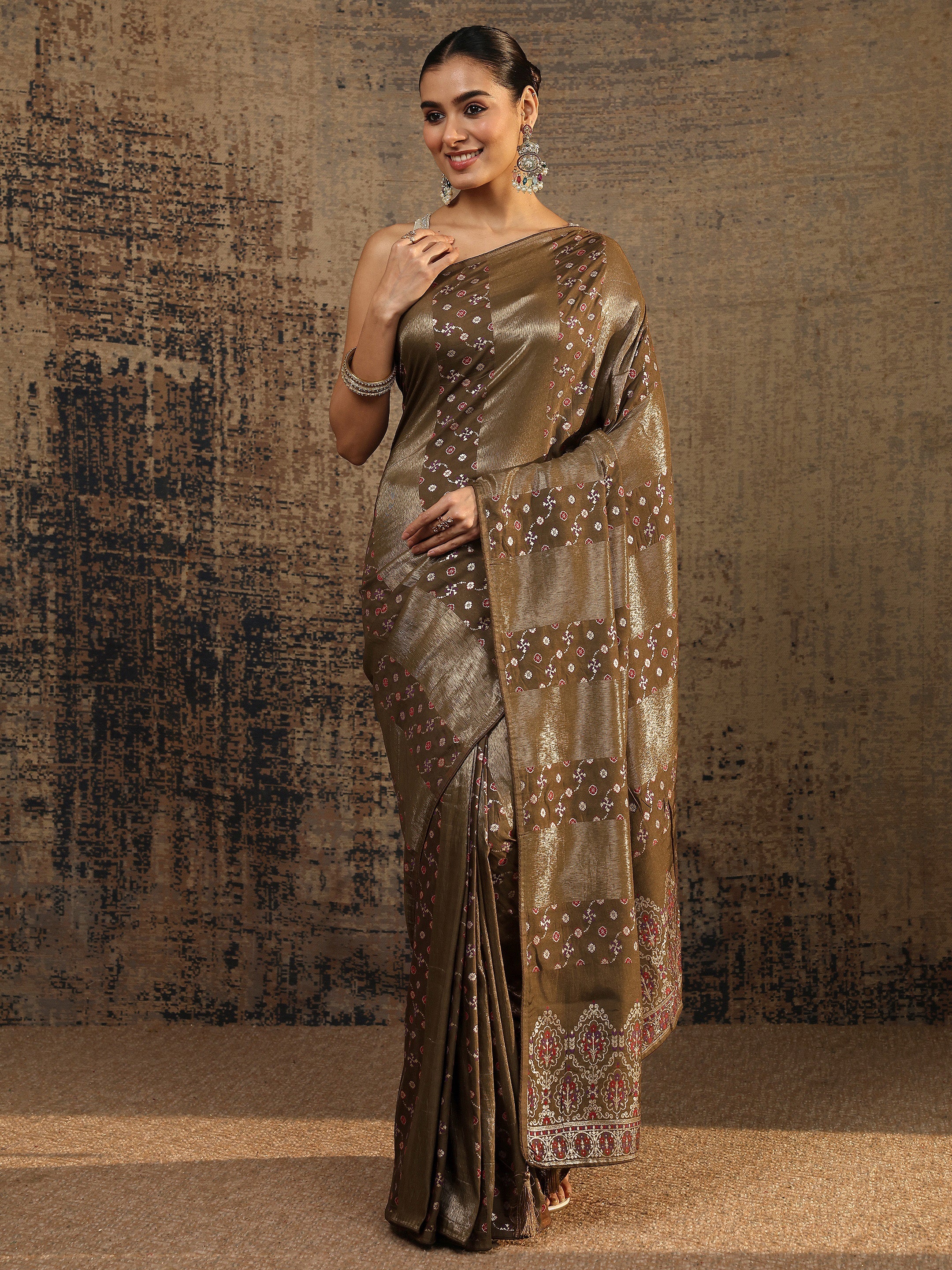 Bronze Woven Design Silk Blend Saree With Unstitched Blouse Piece-image-2