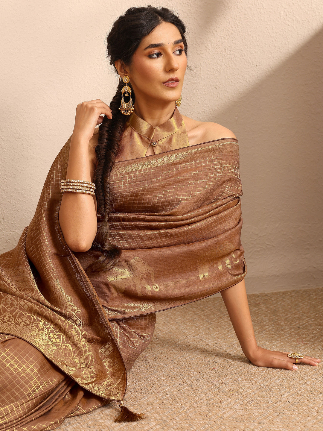 Brown Checkered Woven Design Silk Blend Saree With Unstitched Blouse Piece