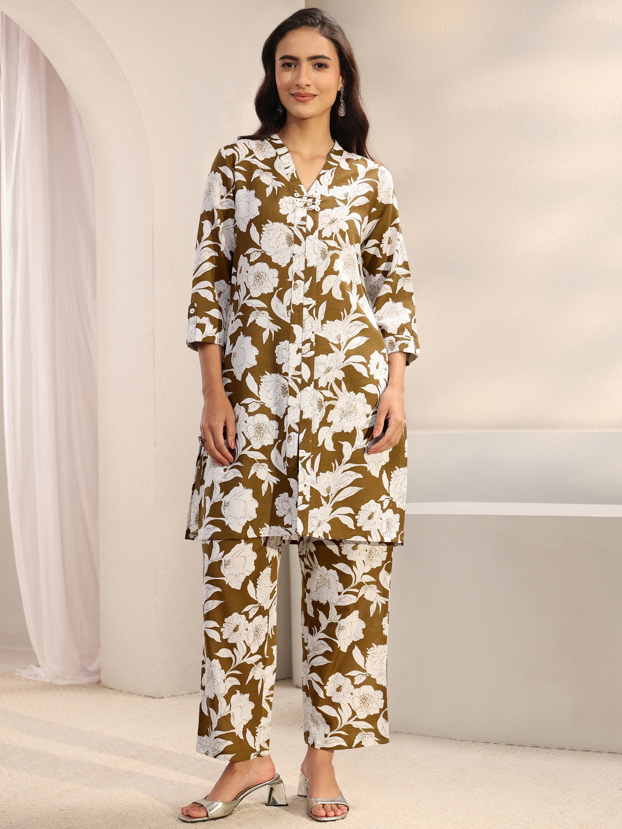 libas Brown Floral Printed Cotton Blend Co-Ord Set-picture-57