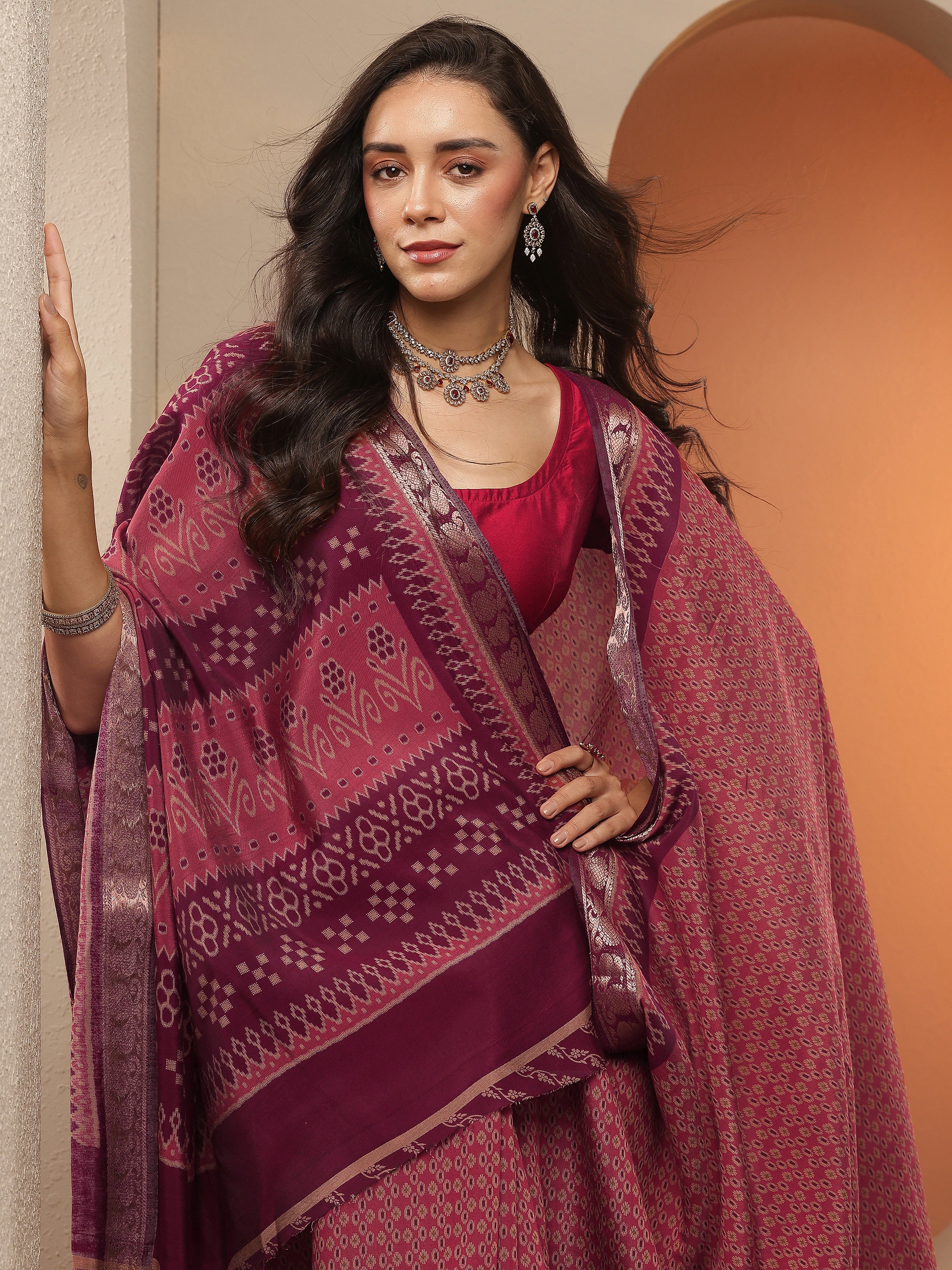 Brown Printed Silk Blend Saree With Unstitched Blouse Piece-image-49