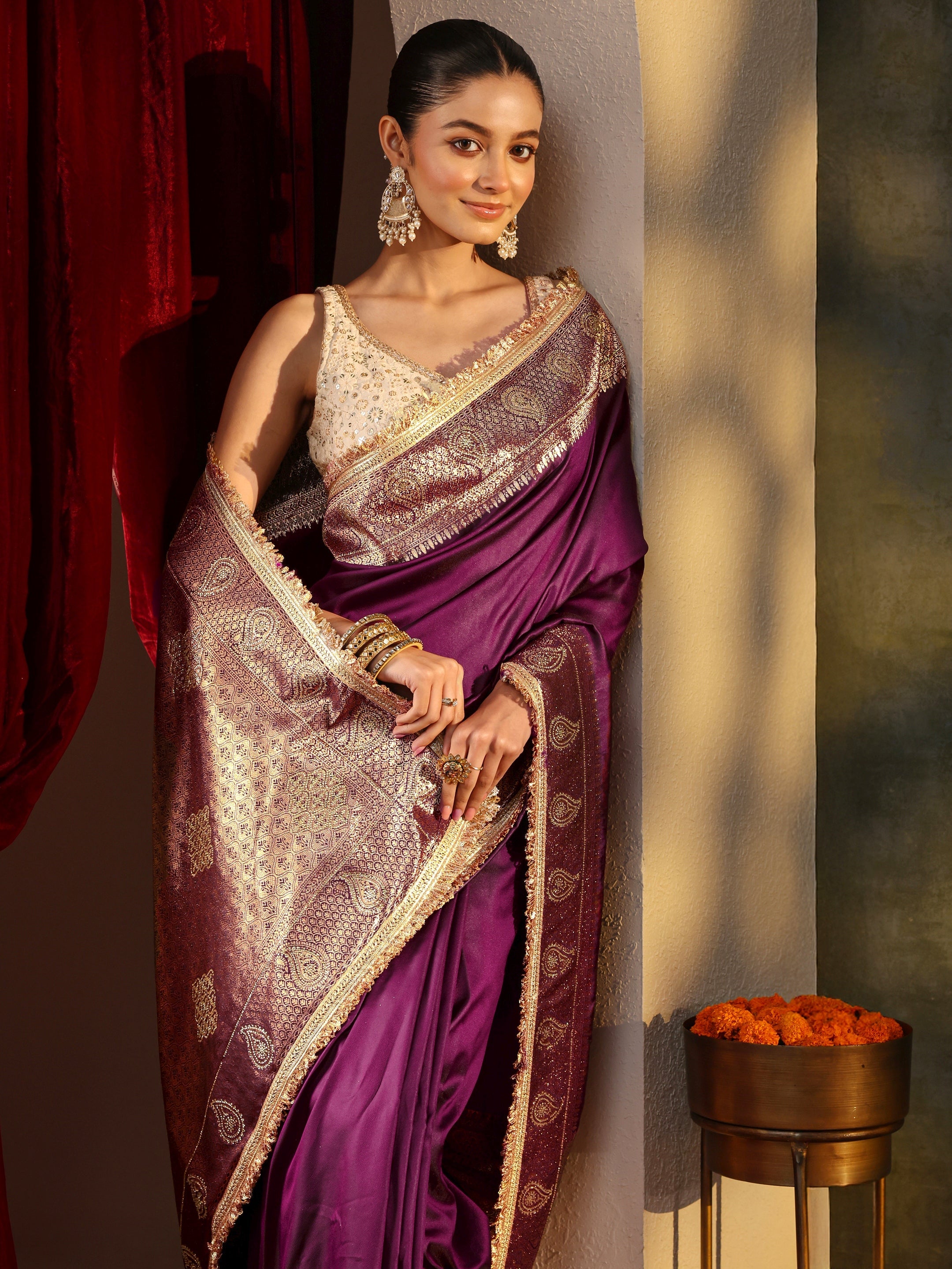 libas Burgundy Ethnic Silk Blend Saree With Unstitched Blouse Piece-picture-19